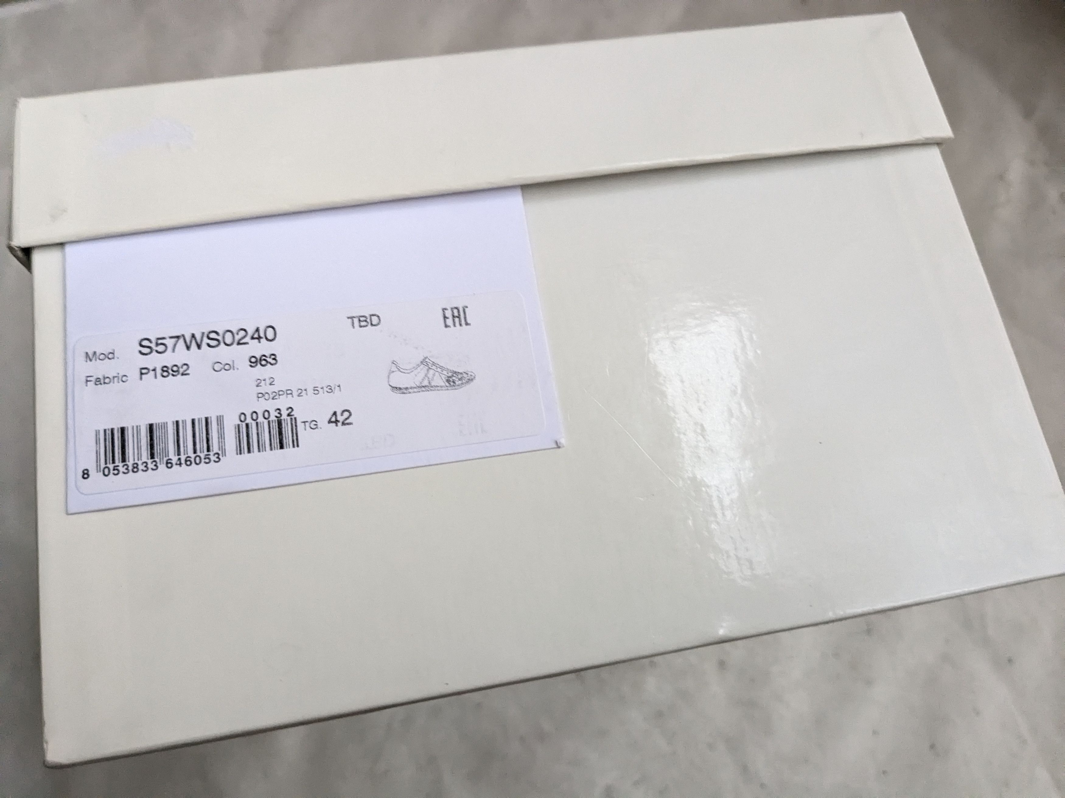 Maison Margiela Maison Margiela GAT Replica Paint Splatter 9 42 Black Size US 9 / EU 42 - 19 Thumbnail