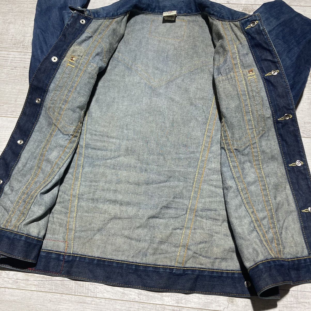 True Religion True Religion Jimmy Super Distressed Denim Jeans Jacket Size US XL / EU 56 / 4 - 24 Thumbnail