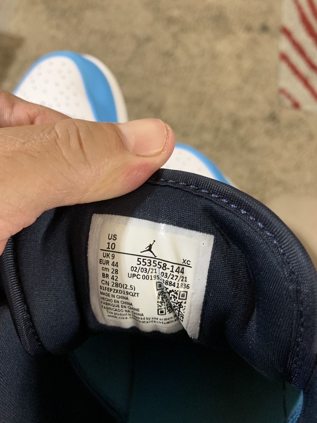 Jordan Brand Air Jordan 1 Low Size US 10 / EU 43 - 9 Thumbnail