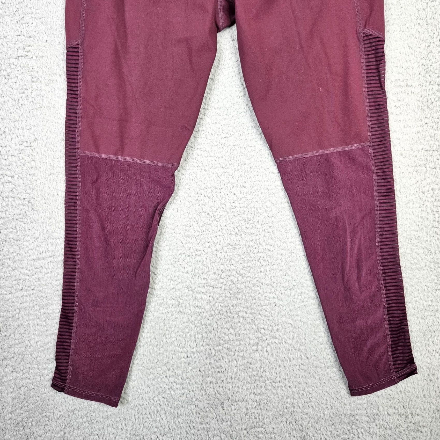 Sweaty Betty Sweaty Betty Leggings Women's High waisted Power 7/8 M Red Size M Regular Inseam 23.5 Straight Leg Activewear Pants Yoga Size 32" / US 10 / IT 46 - 7 Thumbnail