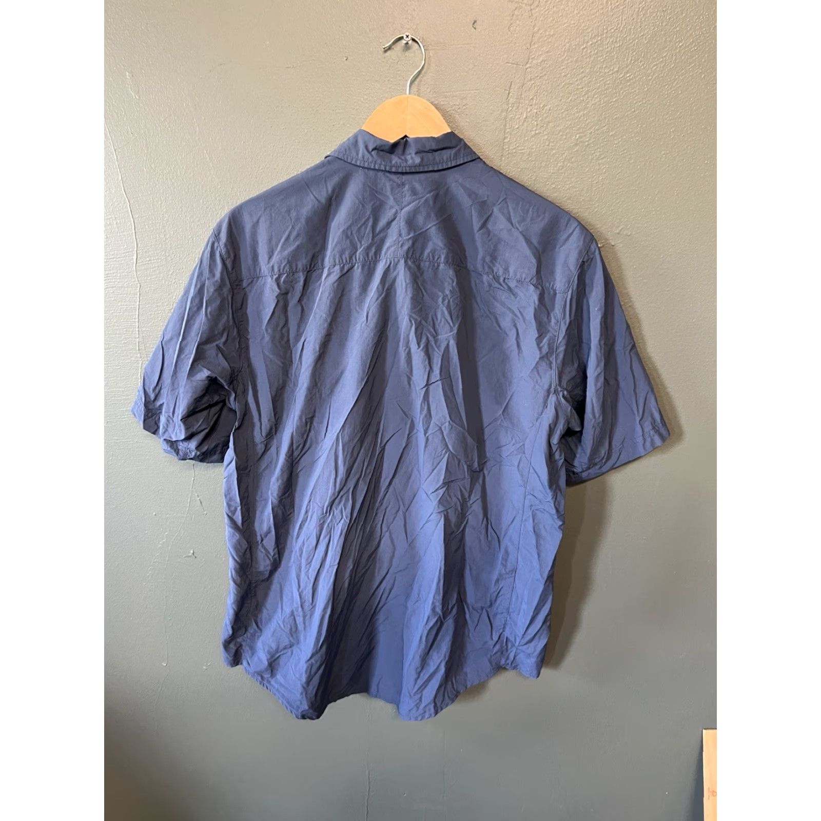 Eddie Bauer Eddie Bauer Mens Blue Short Sleeve Outdoor Button Up Shirt Size Medium Size US M / EU 48-50 / 2 - 2 Thumbnail