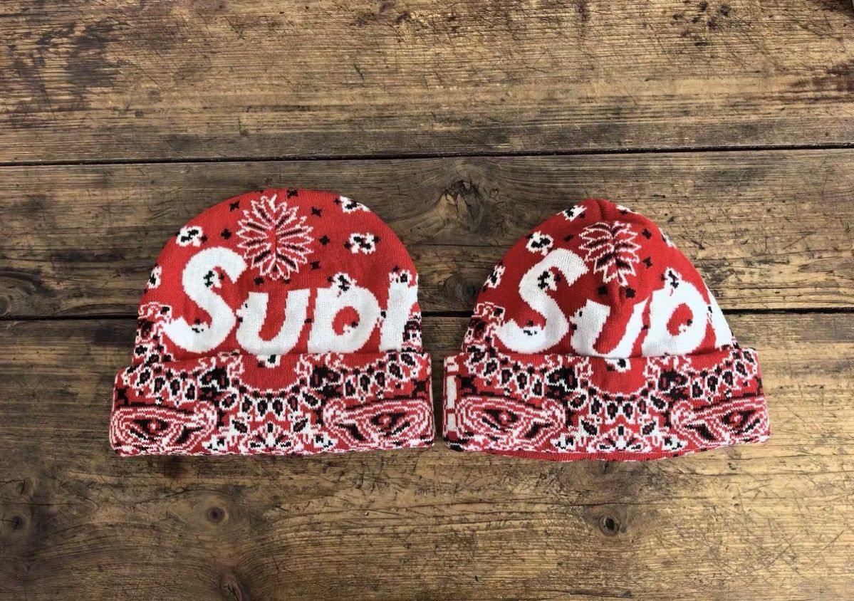 Supreme Supreme Unisex Paisley Beanie for Couple Matching J46 Size ONE SIZE - 7 Thumbnail