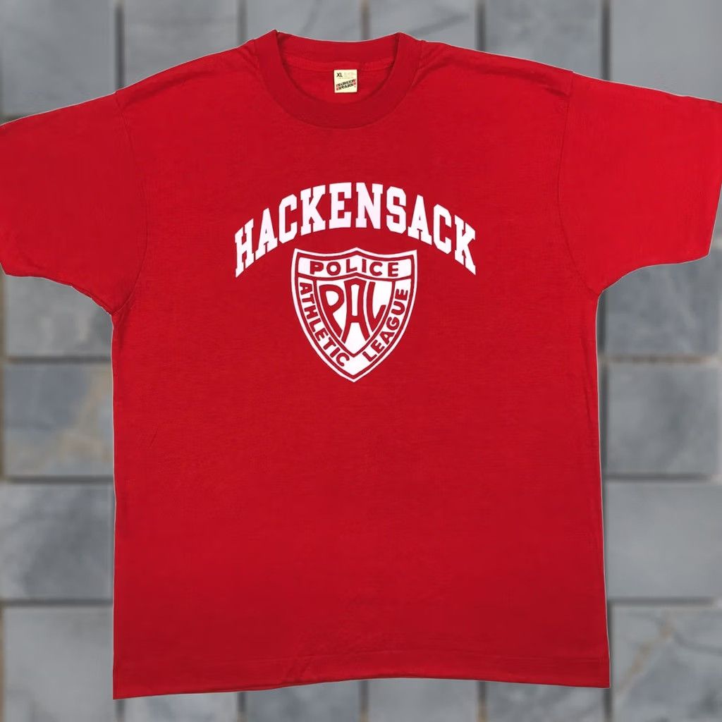 Vintage VINTAGE Screen Stars T-Shirt Mens L Red 80s 90s Police Athletic League NOS Hackensack NJ Shirt Short Sleeve Crew Neck Size US L / EU 52-54 / 3 - 1 Thumbnail