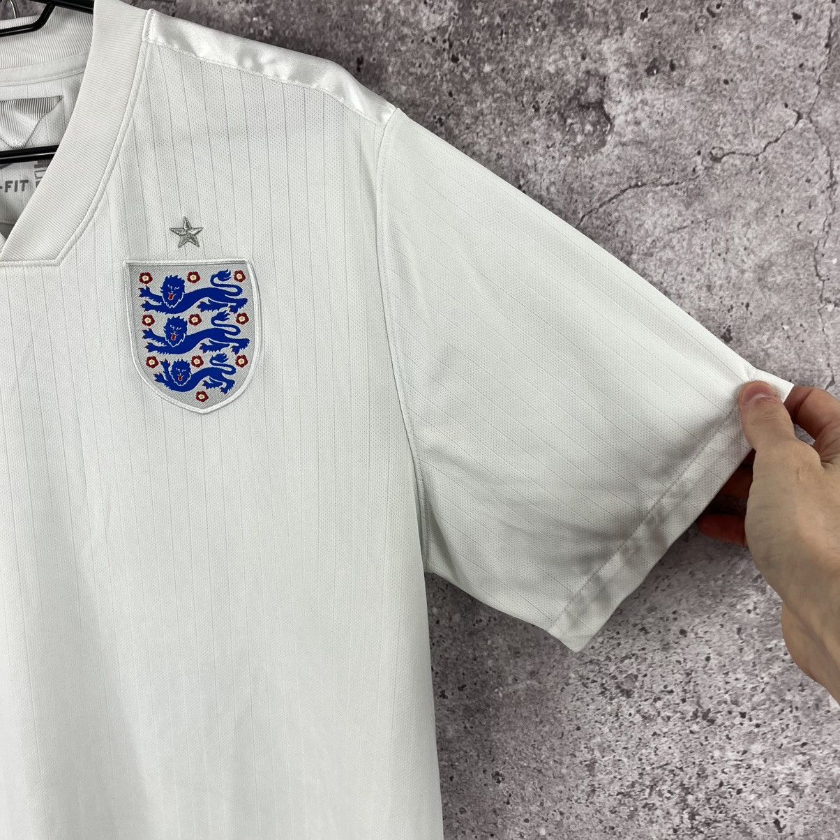 Nike Nike England National Team 2014/15 Home Jersey Size L Size US L / EU 52-54 / 3 - 7 Thumbnail