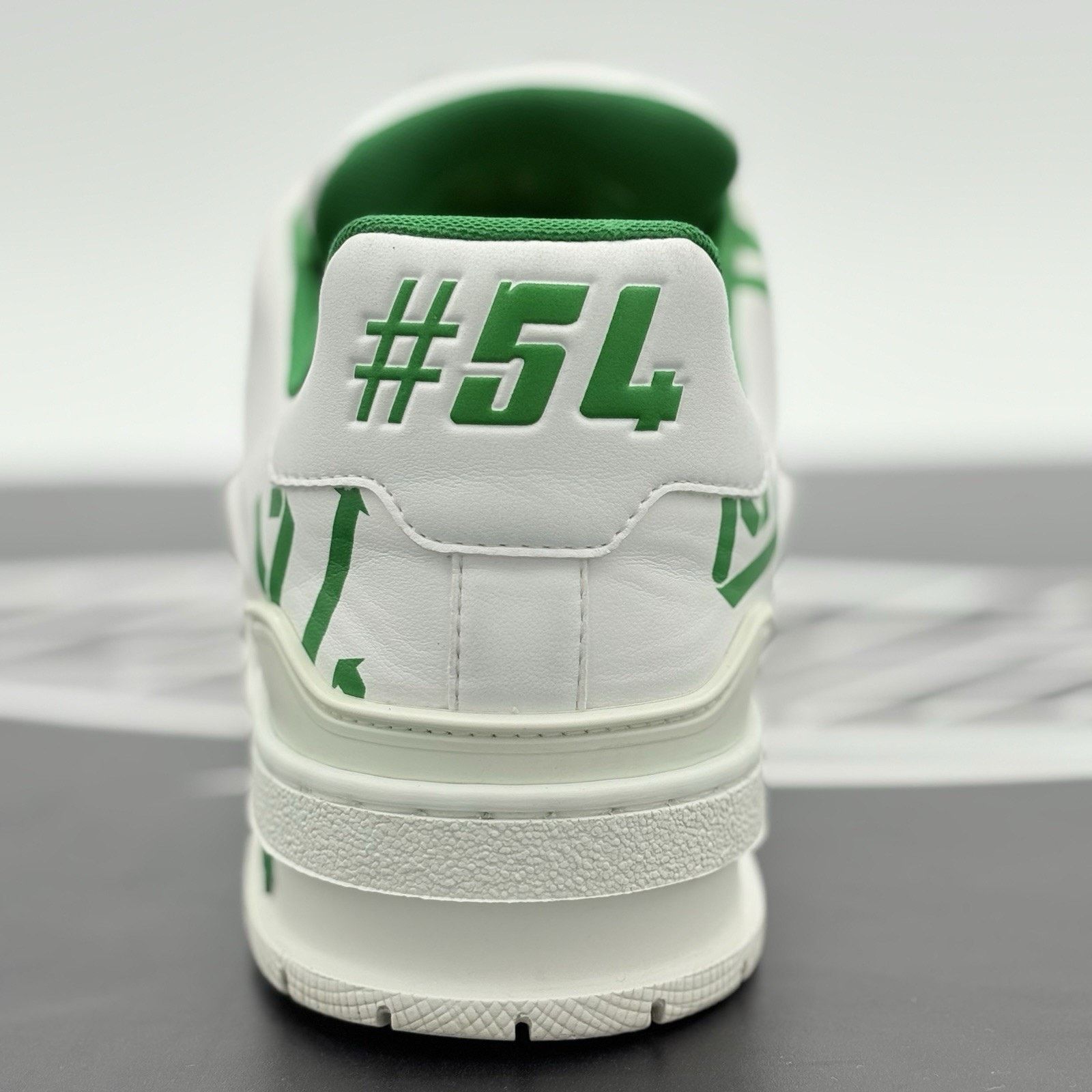 Louis Vuitton Louis Vuitton Trainer ' White Green Recycled ' | CLEAN! Size US 8 / EU 41 - 9 Thumbnail