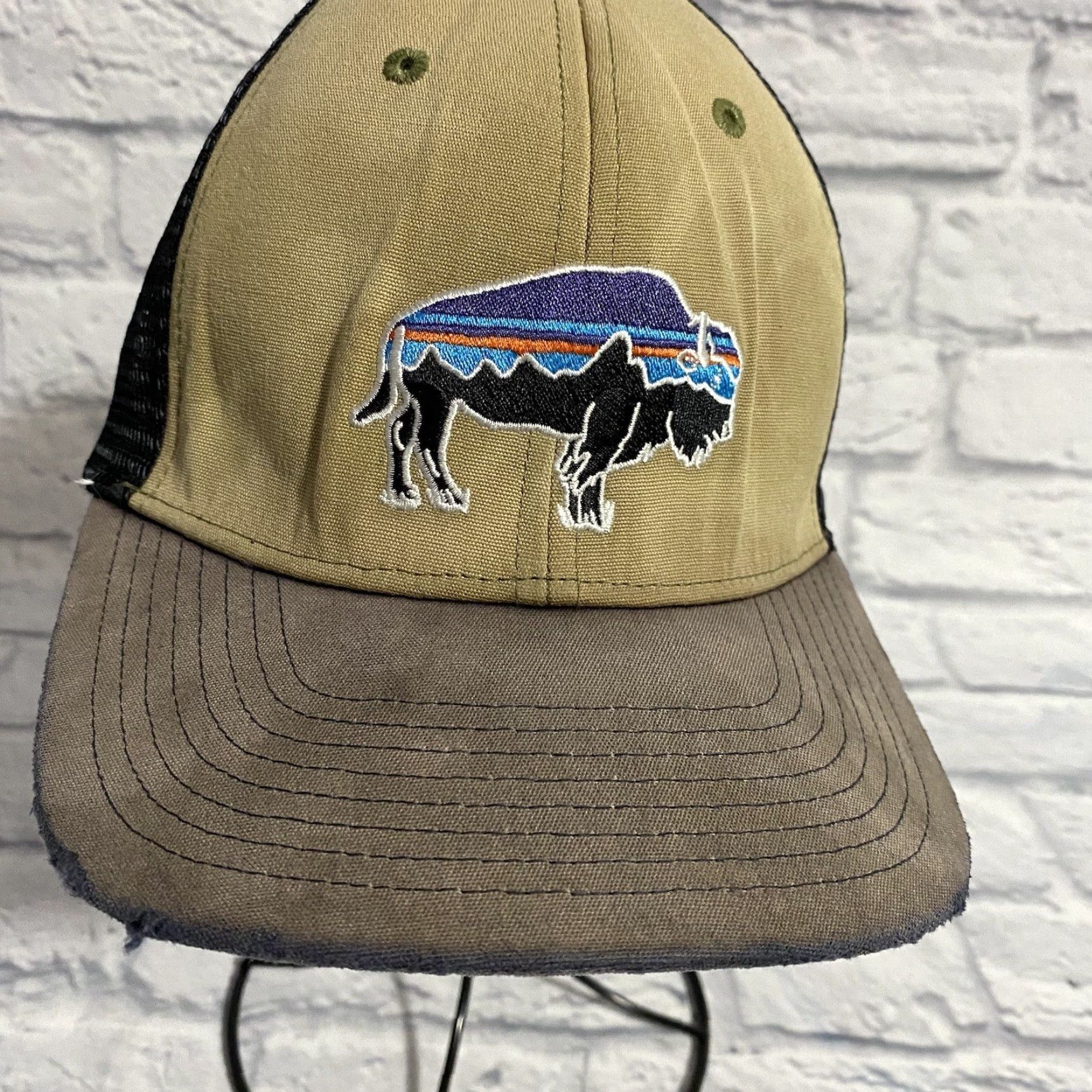 Patagonia Patagonia Fitz Roy Bison Buffalo Bear Snapback Trucker Hat Cap Tan Distressed Brown Adjustable Men Cap Hat Size ONE SIZE - 3 Thumbnail
