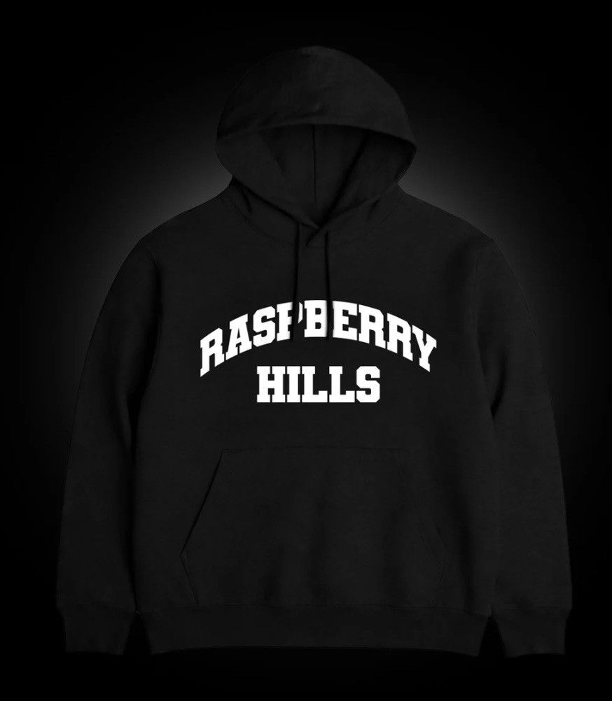 The GV Gallery Raspberry Hills OG hoodie Size US L / EU 52-54 / 3 - 1 Thumbnail