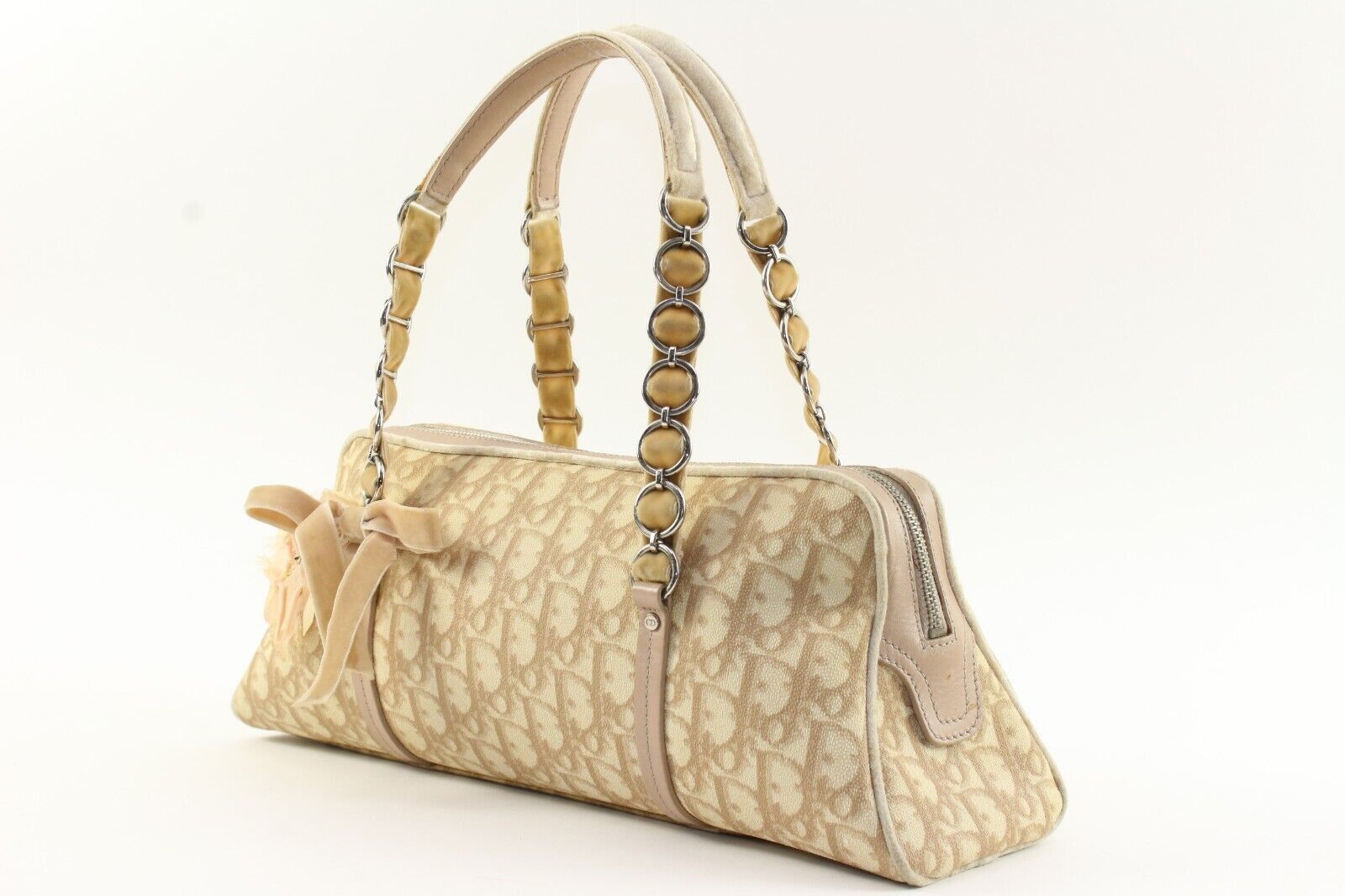 image of Dior Romantique Trotter Chain Boston Bag 5Dd1222K in Beige, Women's