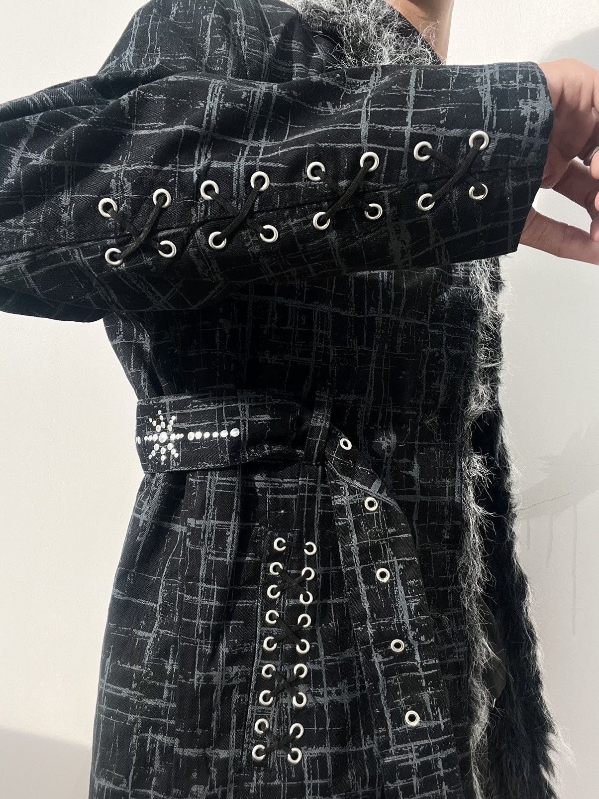 If Six Was Nine 2000s Euphuistic Avant-garde Fur Jacket Size US L / EU 52-54 / 3 - 2 Thumbnail
