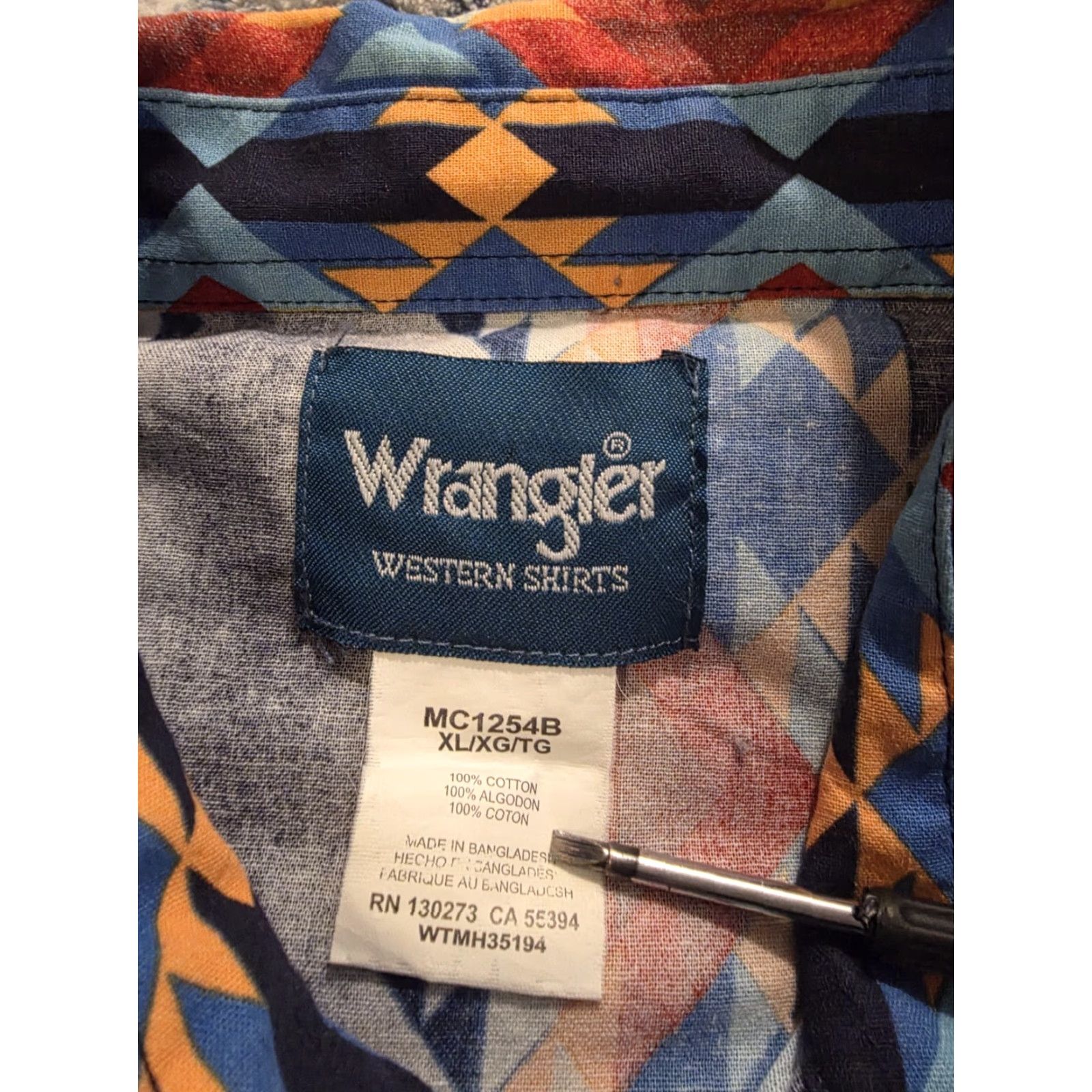 Wrangler VINTAGE Wrangler Checotah Long Sleeve Pearl Snap Aztec Print Shirt Men's XL Size US XL / EU 56 / 4 - 7 Thumbnail