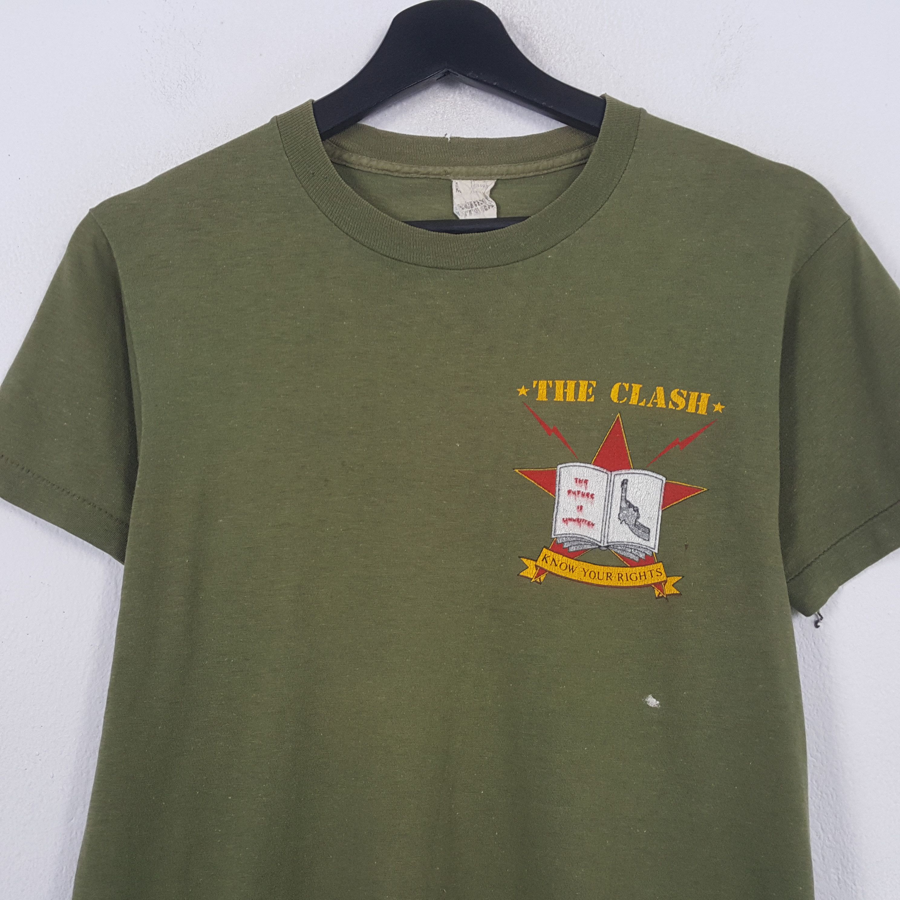 Band Tees The Clash Rock Band Vintage Tshirt 32 Size US S / EU 44-46 / 1 - 4 Thumbnail