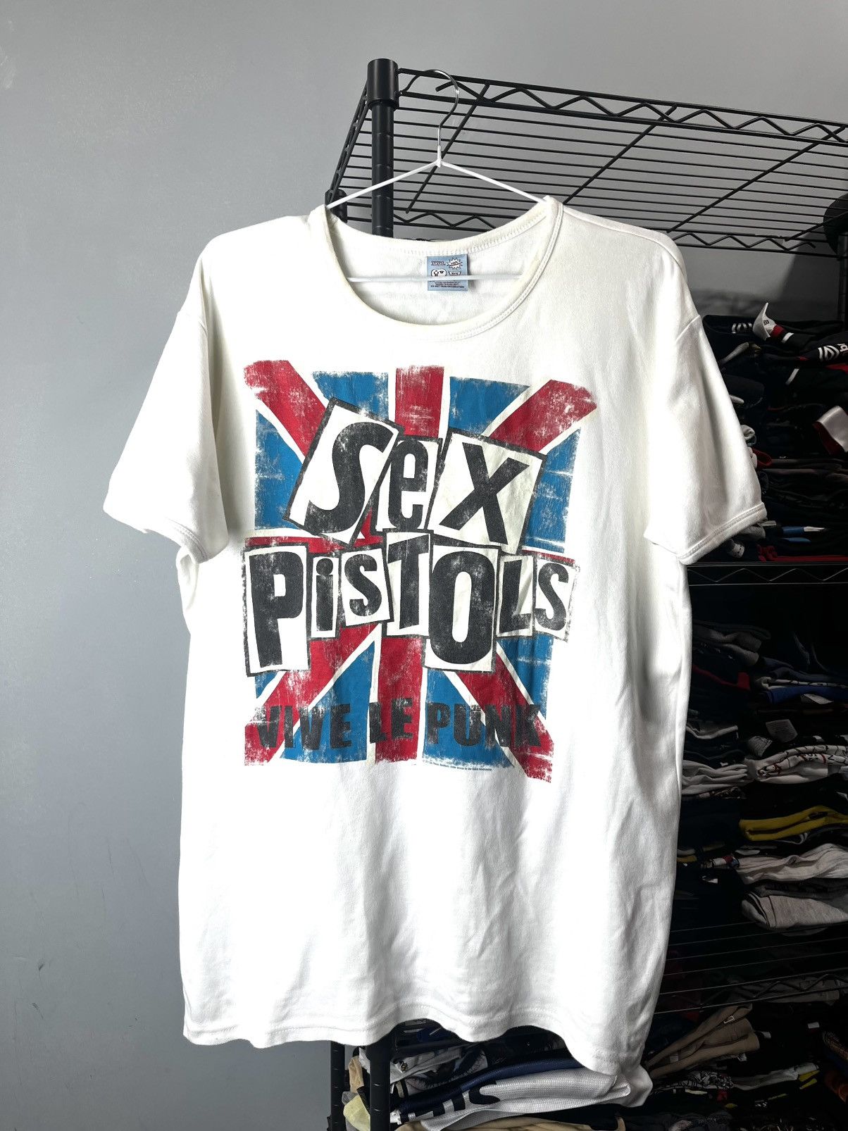Band Tees 2011 Vintage Sex Pistols Vive Le Punk T Shirt Band Rock Size US XXL / EU 58 / 5 - 1 Thumbnail