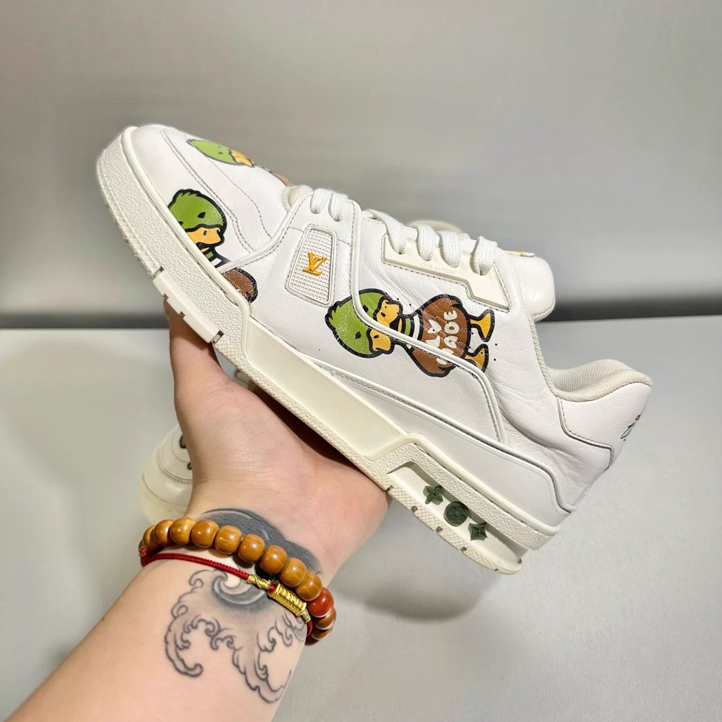 Louis Vuitton LV Trainer nigo x 8/42 lightly used excellent Size US 9 / EU 42 - 9 Thumbnail