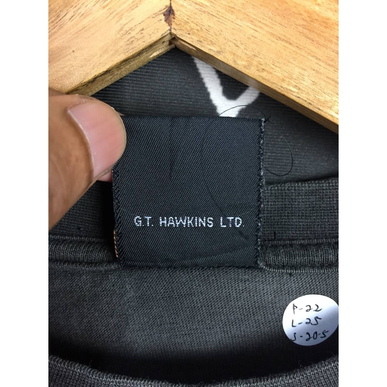 Japanese Brand Vtg G.T. Hawkins Air Cushion Big Logo Longsleeve Tee Size US L / EU 52-54 / 3 - 12 Thumbnail