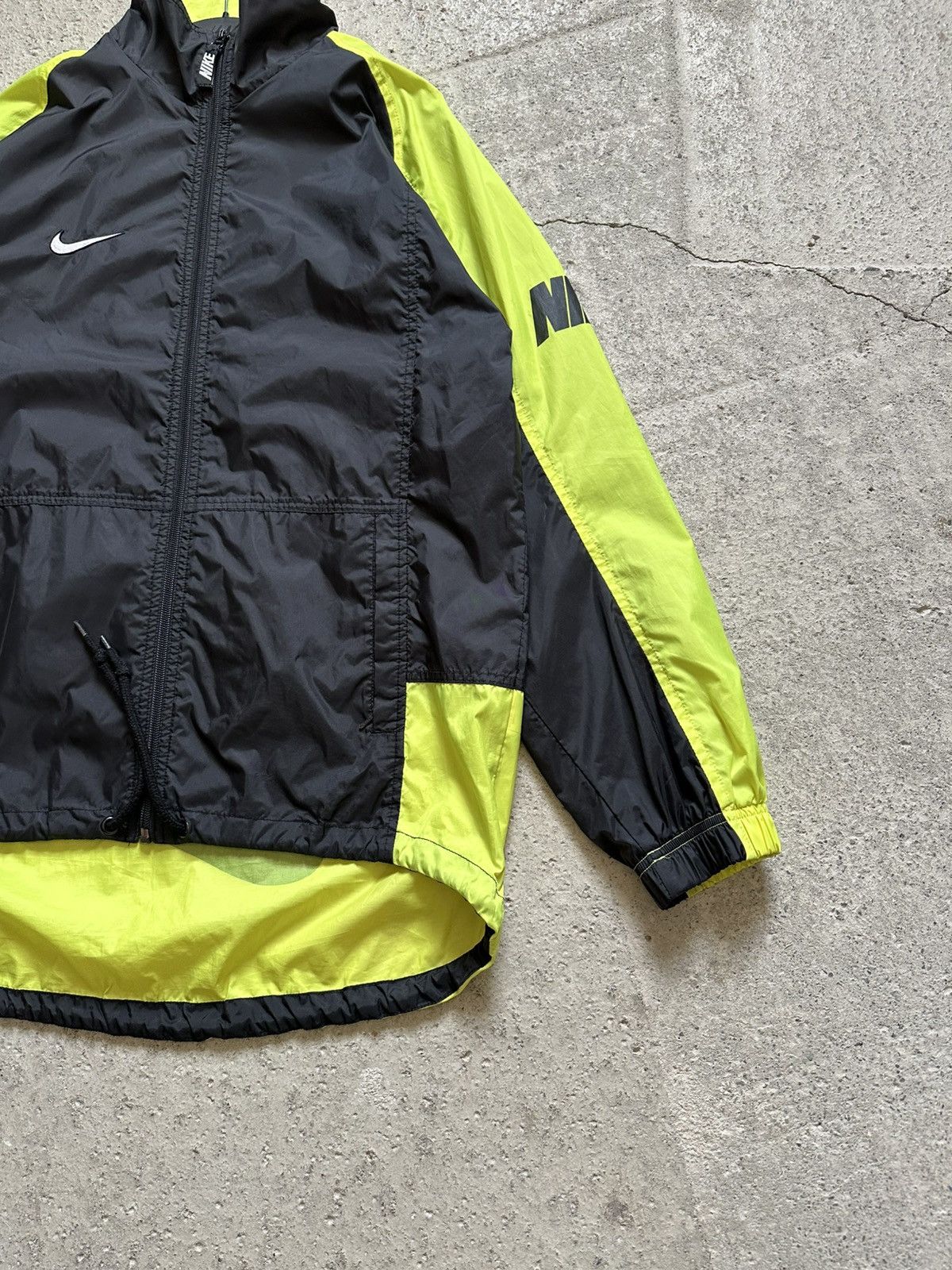 Nike 1997 1998 Nike Training Football Soccer Jacket Nike sz M Men Size US M / EU 48-50 / 2 - 3 Thumbnail