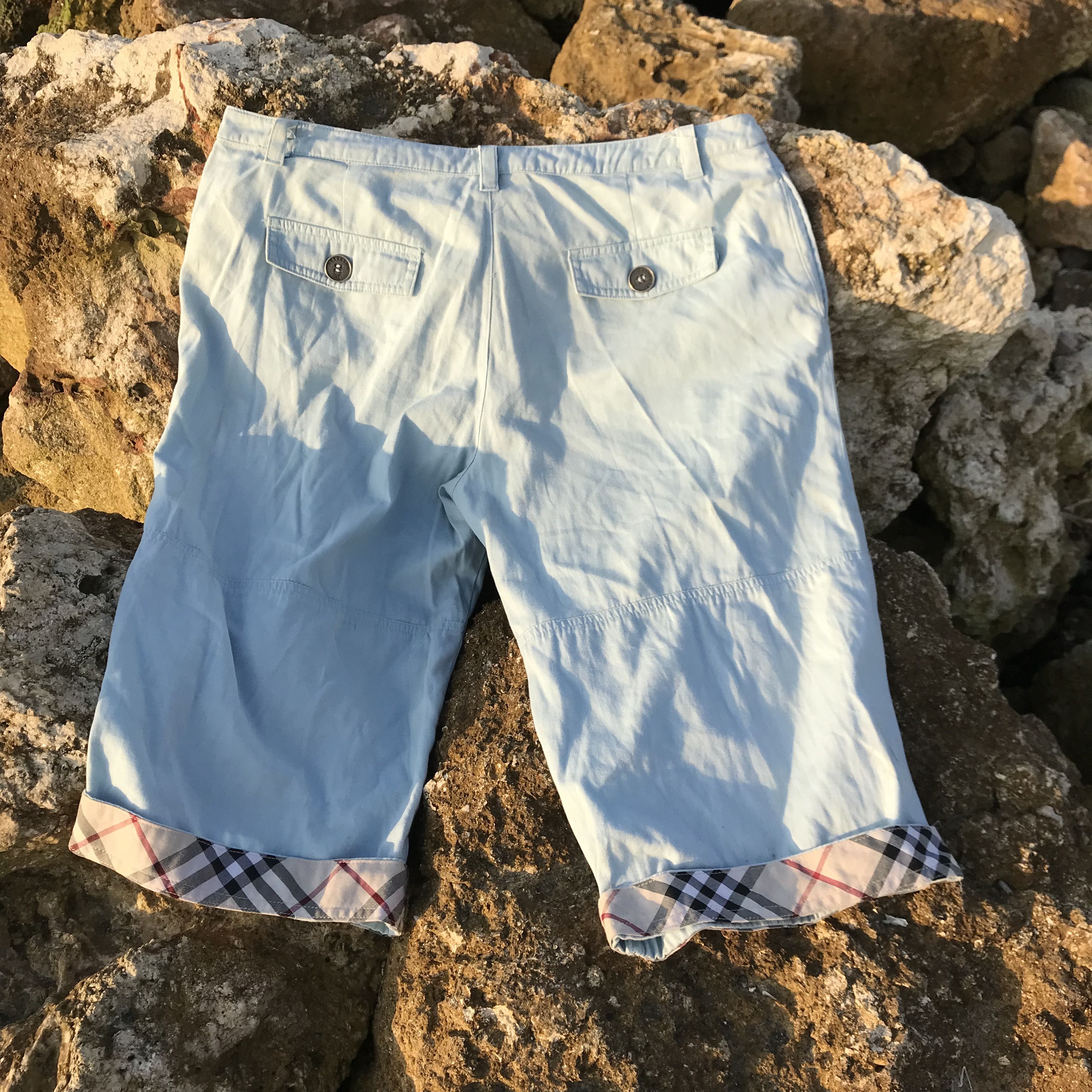Vintage Burberry baby blue short novacheck pants Trouser pan