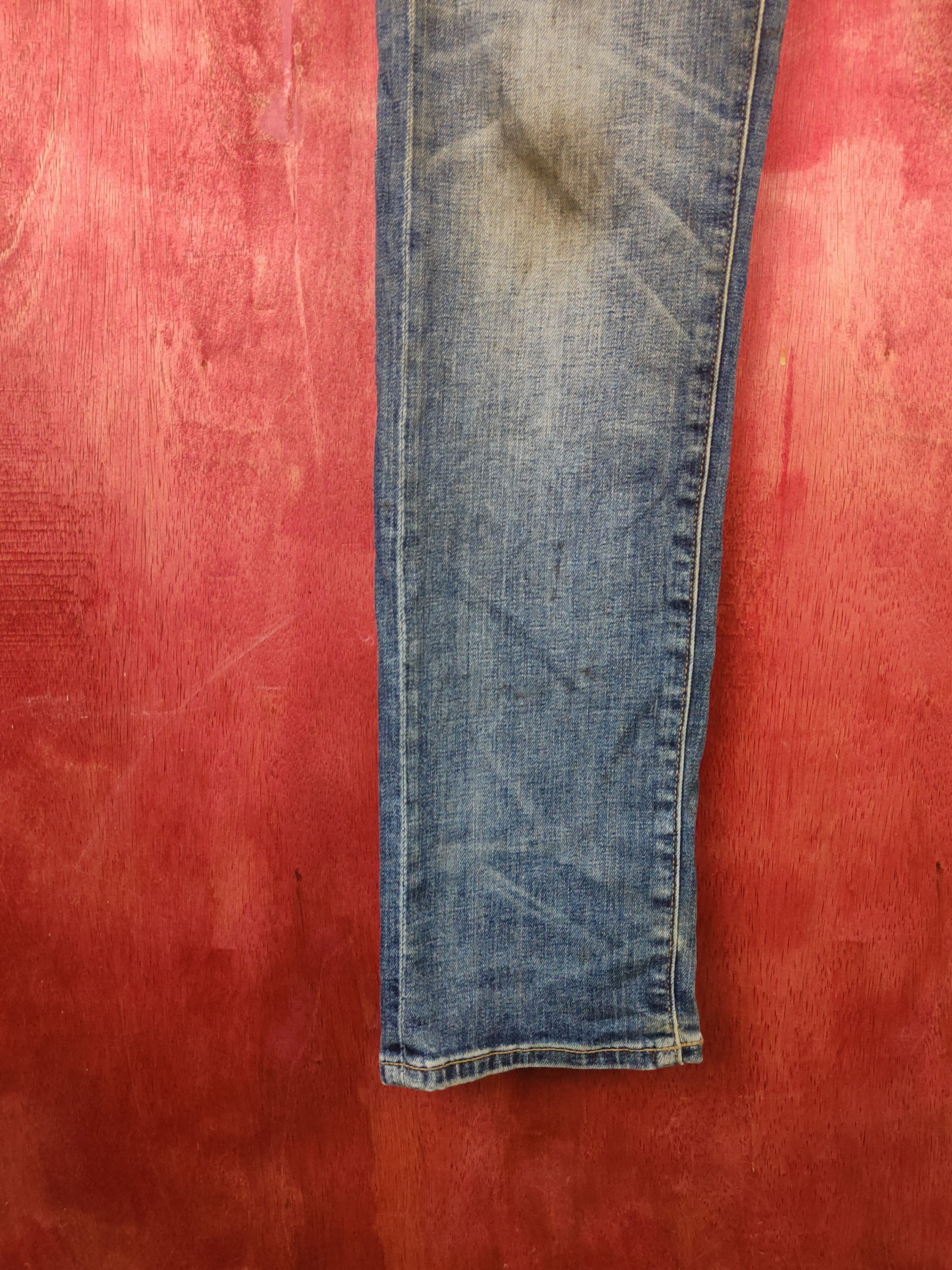 Japanese Brand Uniqlo Dark Blue Faded Distressed Ripped Jeans #S1777 Size US 33 - 4 Thumbnail