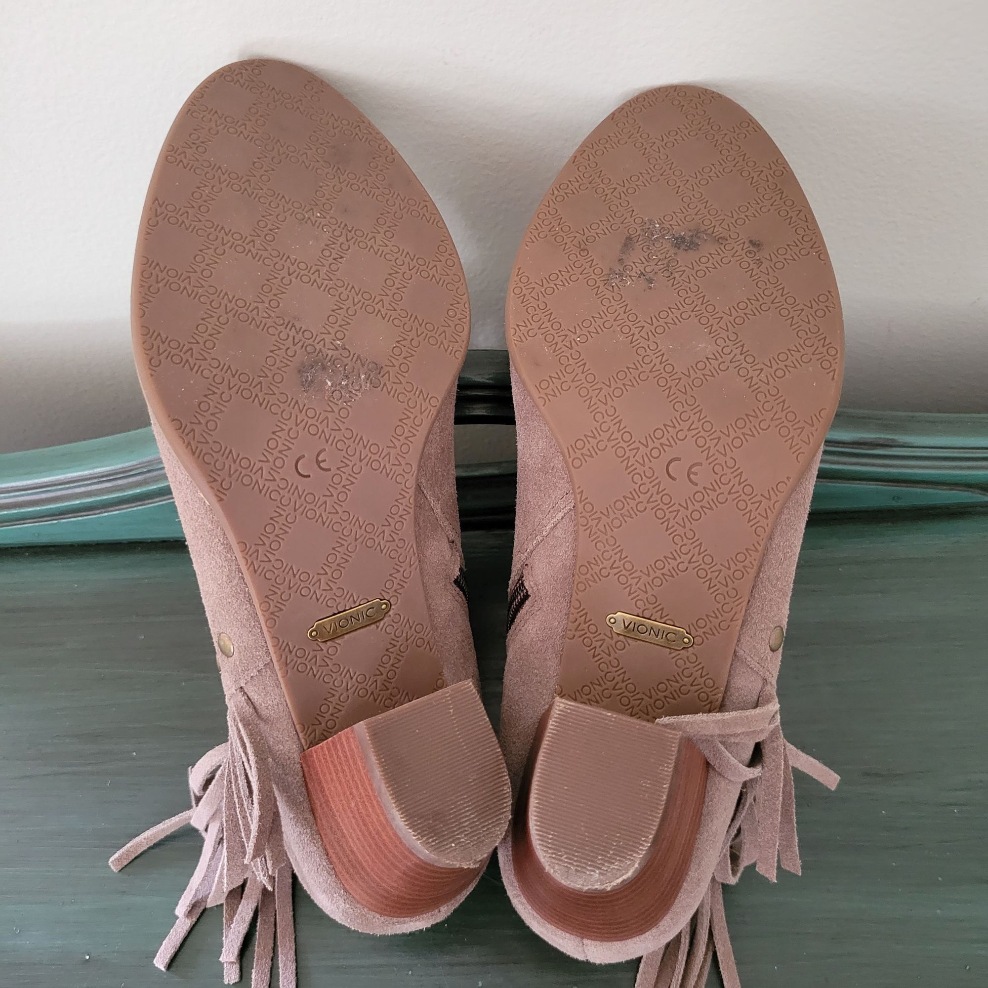 Vionic Vionic 6.5 Tan Suede Leather Booties FAROS Ankle Boots Weste Size US 6.5 / IT 36.5 - 3 Thumbnail