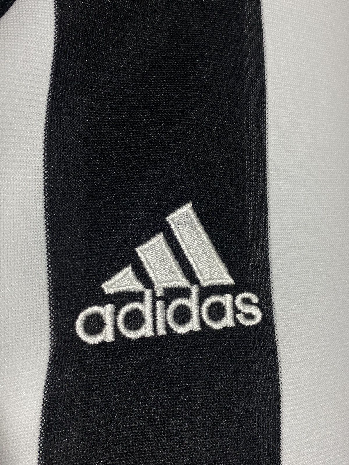 Adidas × Vintage Vintage Adidas Newcastle United Hype Y2k Blokecore Jersey Size US M / EU 48-50 / 2 - 5 Thumbnail