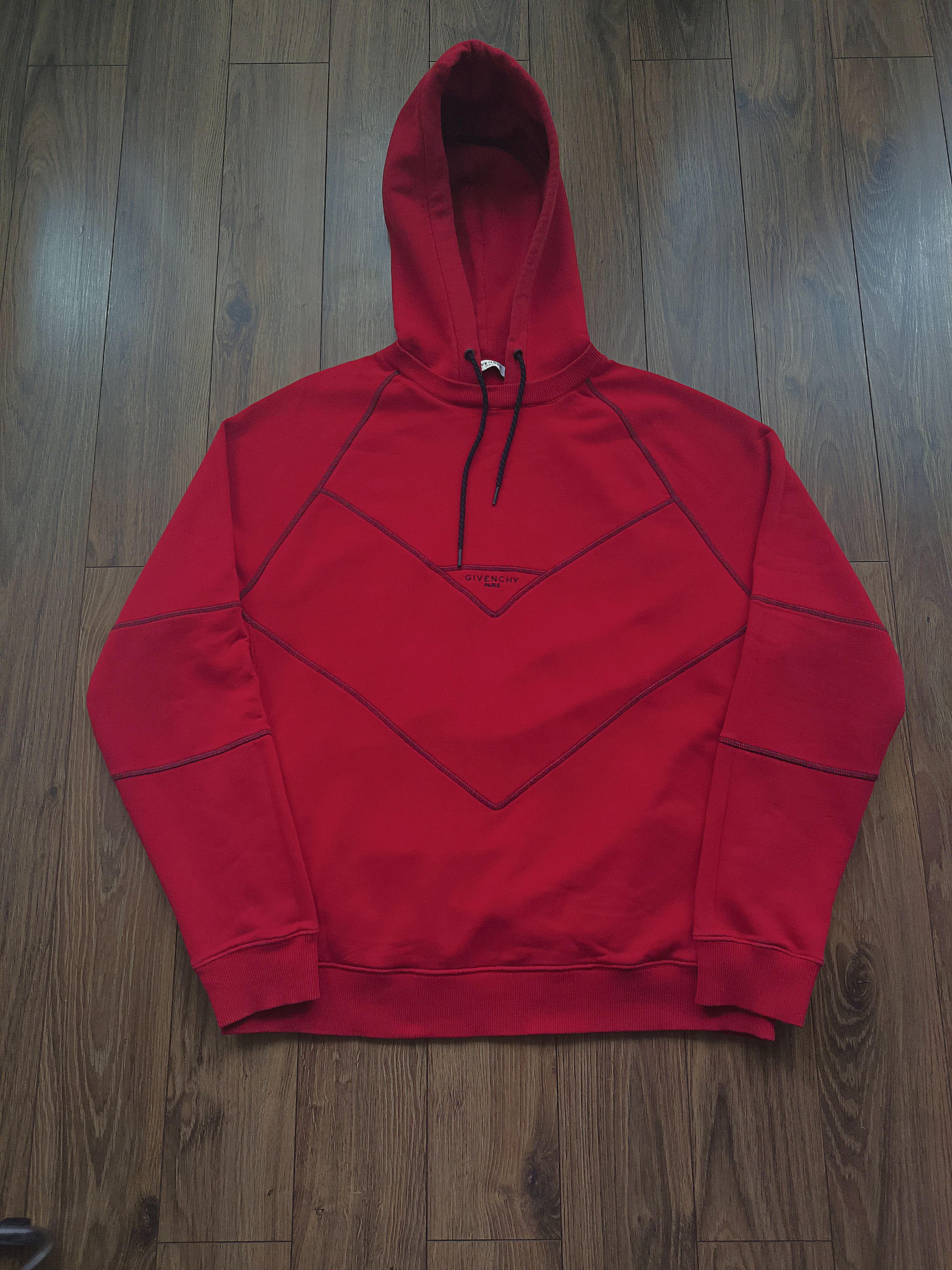 Givenchy Givenchy Red Hoodie, L, very good condition Size US L / EU 52-54 / 3 - 1 Thumbnail