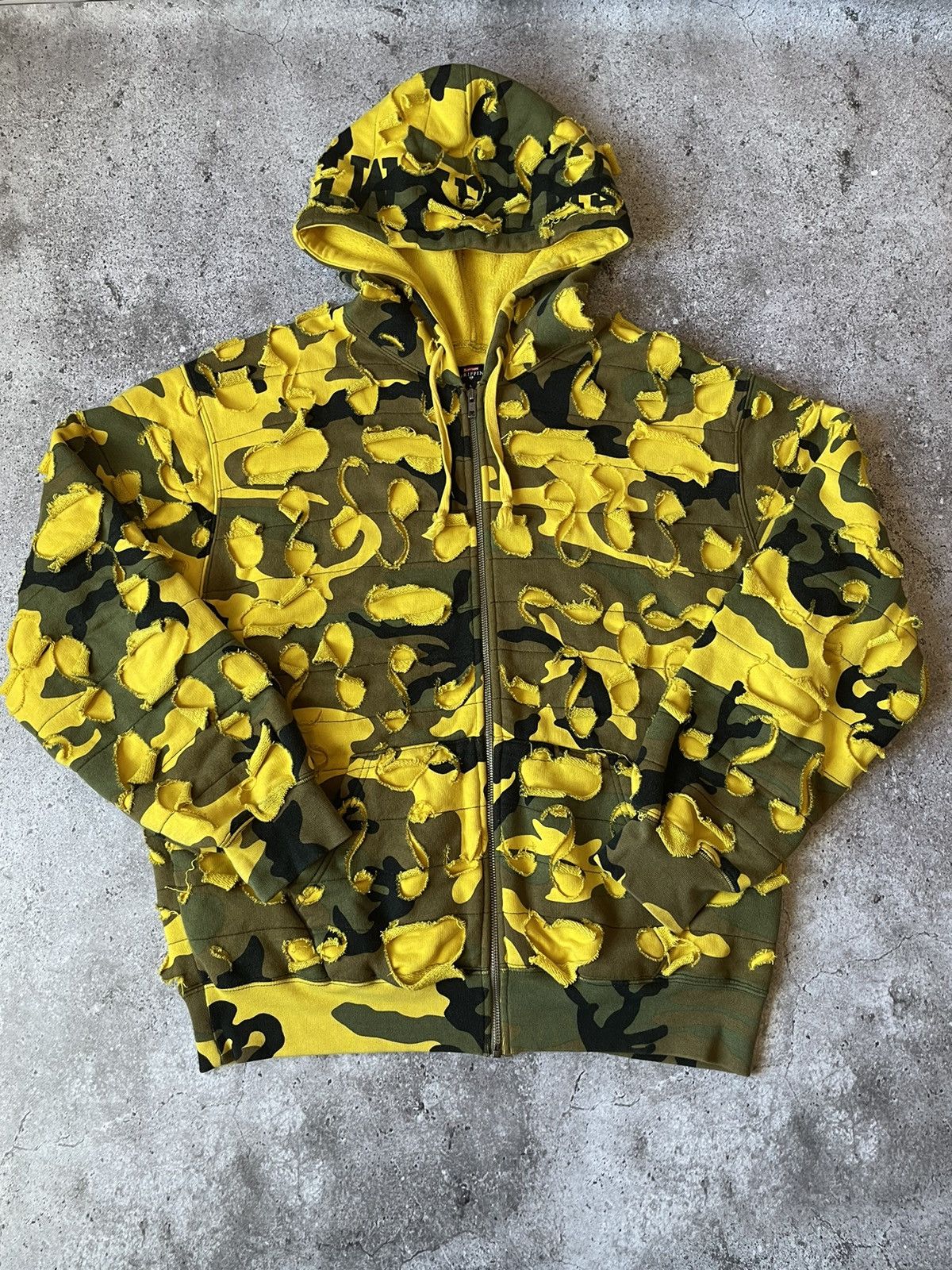 Griffin × Supreme Supreme x Griffin “camo” zip up hoodie Size US L / EU 52-54 / 3 - 1 Thumbnail