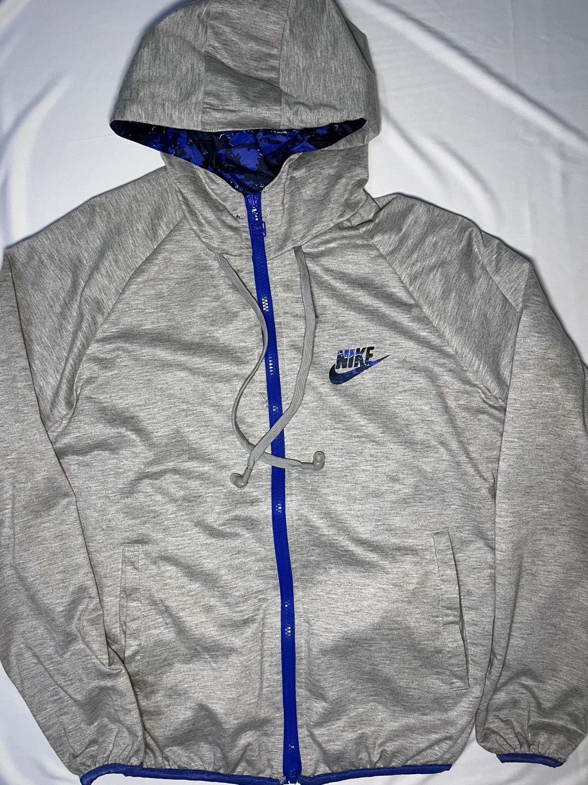 Nike Nike Audio Windbreaker (Blue Camo) Size US S / EU 44-46 / 1 - 1 Thumbnail