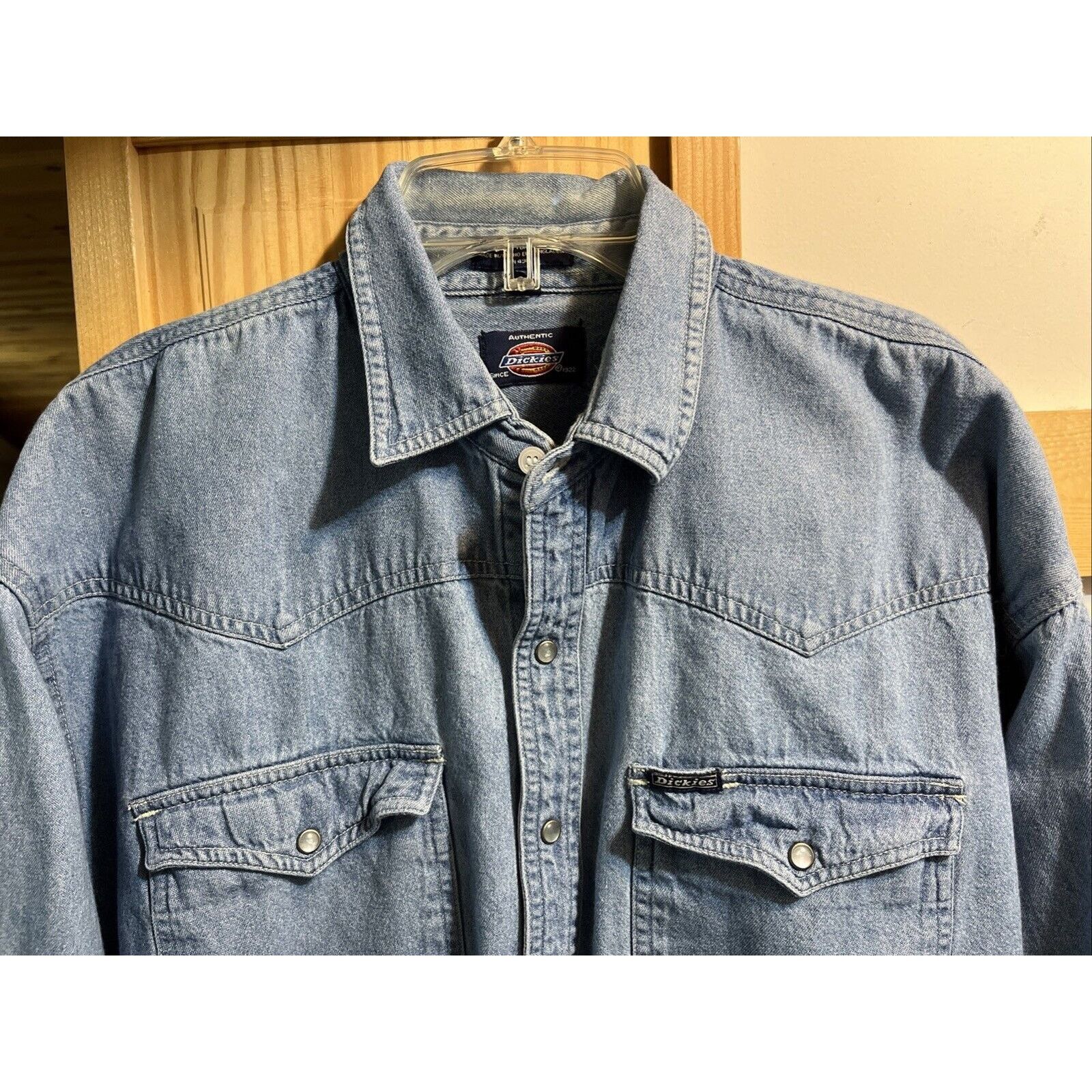 Dickies Dickies Shirt Mens Large Blue Denim LS Workwear Cotton Dark Size US L / EU 52-54 / 3 - 4 Thumbnail