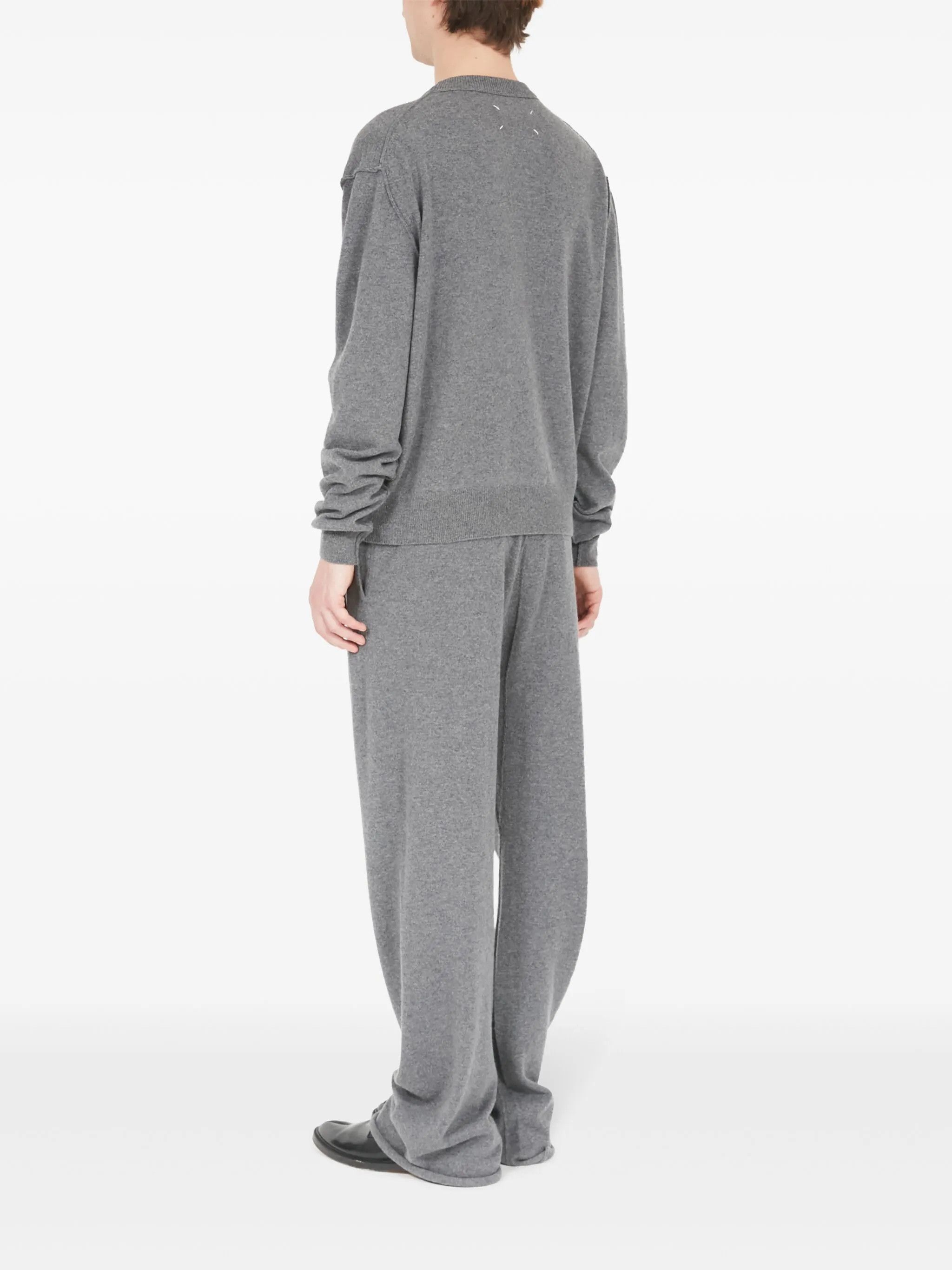 Maison Margiela oc11z0326 Pouch Pocket Sweater in Grey Size US XS / EU 42 / 0 - 5 Thumbnail