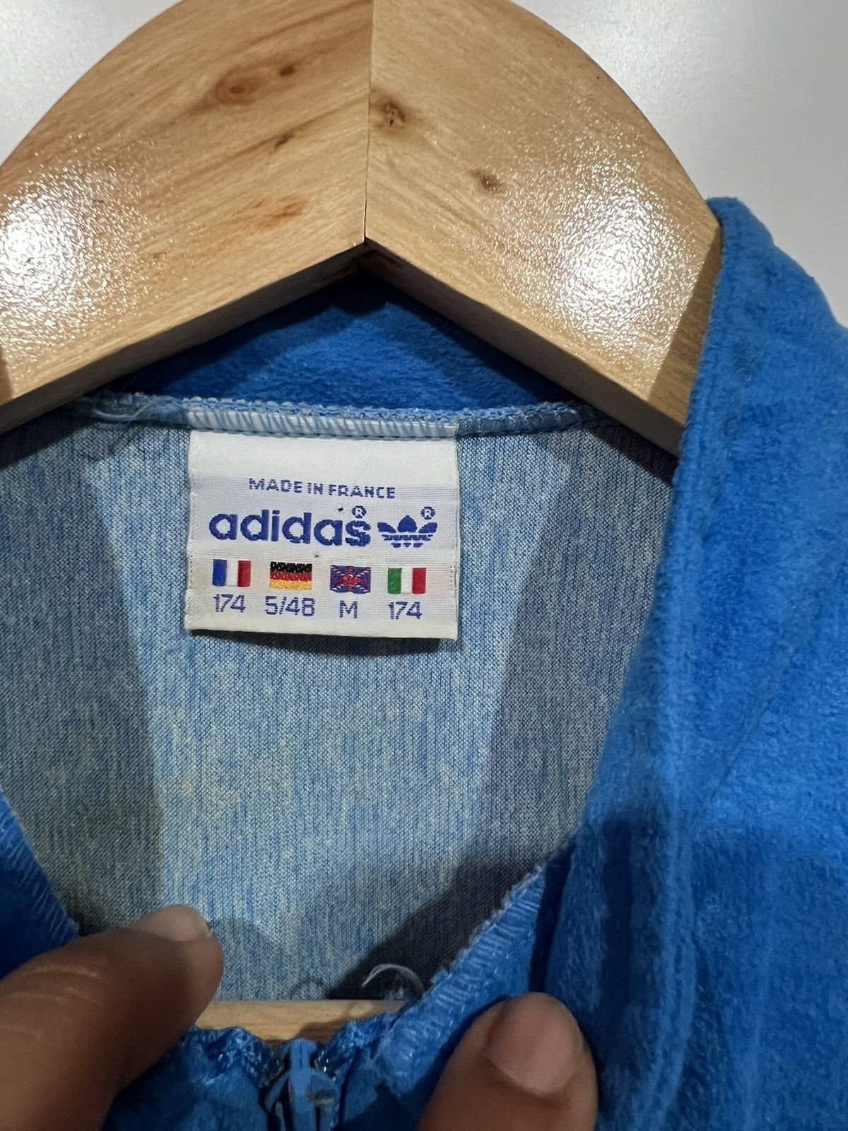 Adidas × Other 🔥 RARE ADIDAS TREFOIL SIDE TAPE SLEEVLESS JACKET - M Size US M / EU 48-50 / 2 - 7 Thumbnail