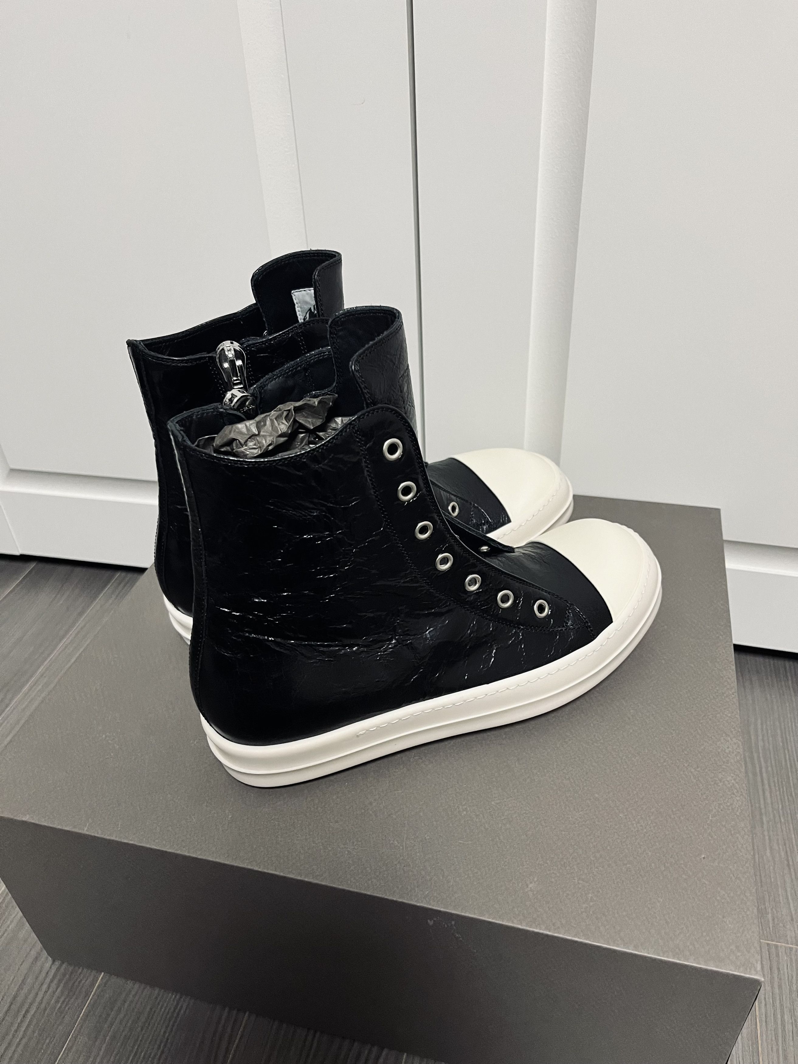Rick Owens Rick Owens Leather Ramones Hi-Top Sneakers Size US 6.5 / EU 39-40 - 2 Thumbnail