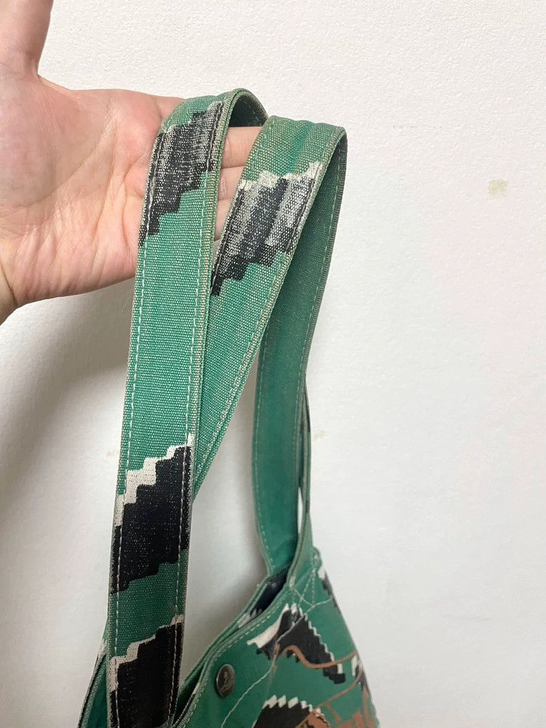 Vivienne Westwood Vivienne Westwood size os Green striped canvas earth print Size ONE SIZE - 9 Thumbnail