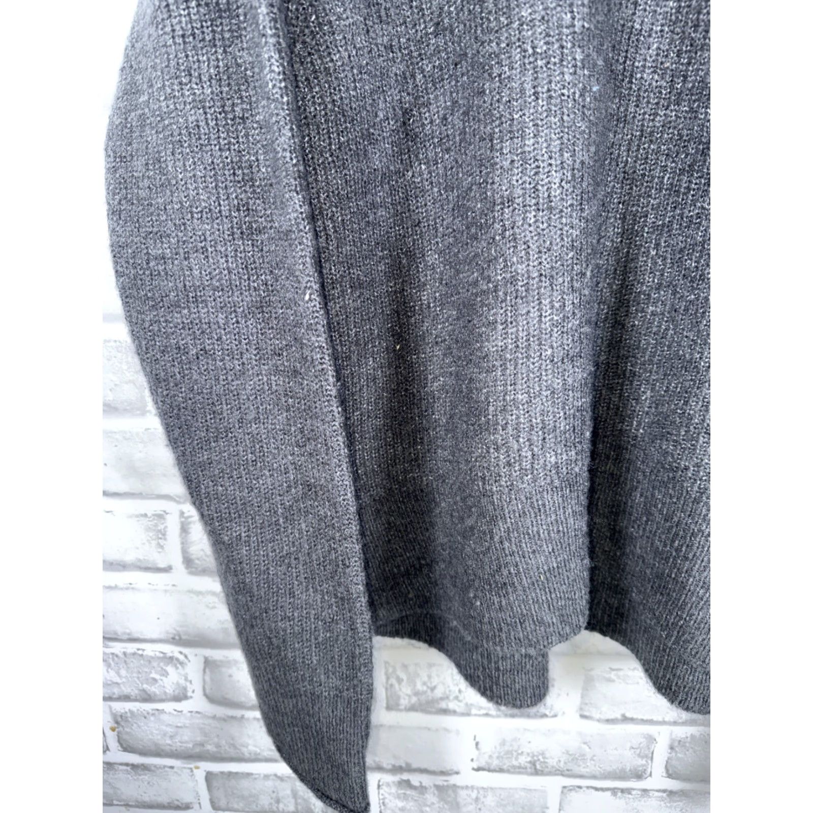 Vintage KUHL Gray Acrylic Wool Blend Sweater Womens L Pullover Mediumweight Comfort Knit Shirt? Size L / US 10 / IT 46 - 4 Thumbnail
