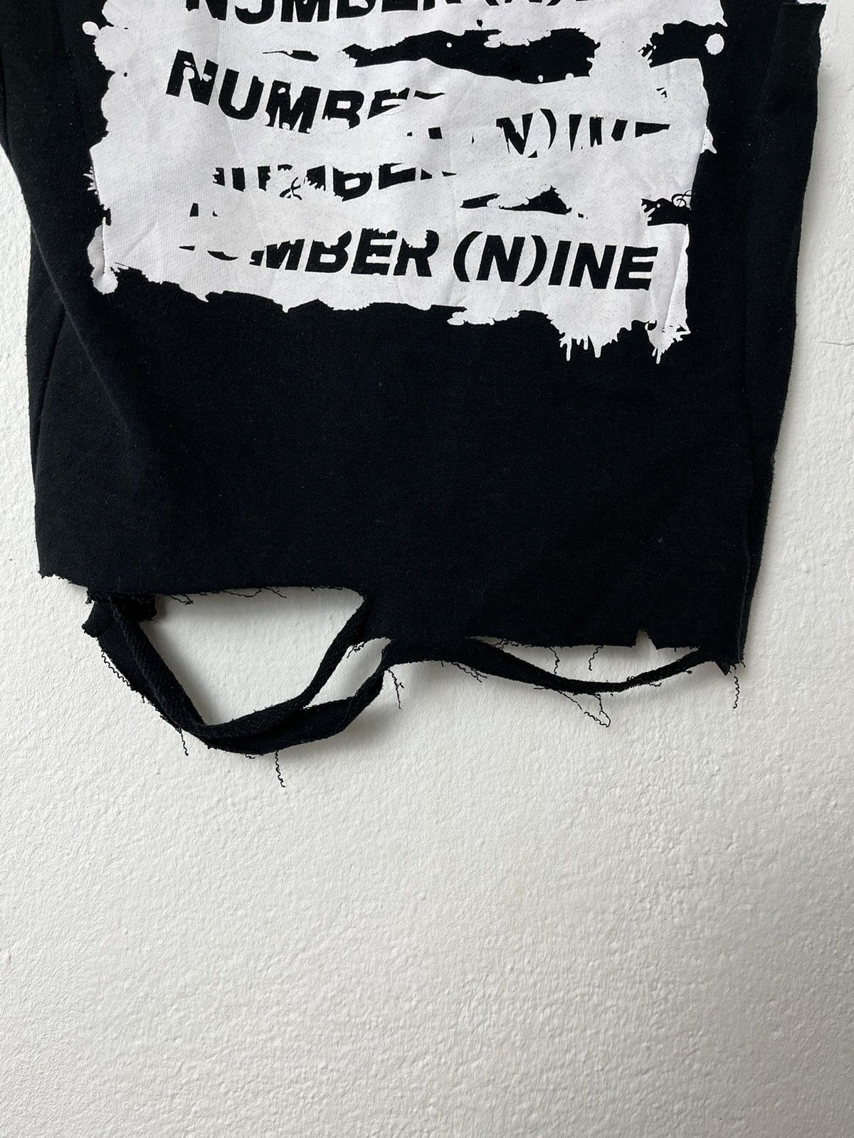 Number (N)ine Number Nine Distress Sleevless Shirt Size US S / EU 44-46 / 1 - 2 Thumbnail