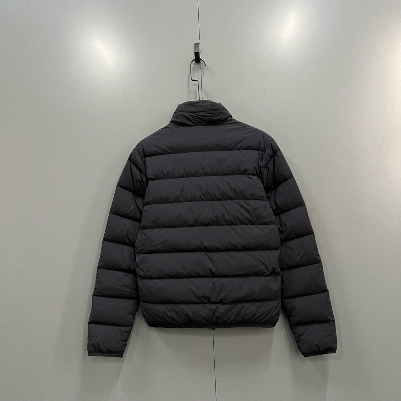 Gucci gucci black down jacket size 44 Size US S / EU 44-46 / 1 - 2 Thumbnail