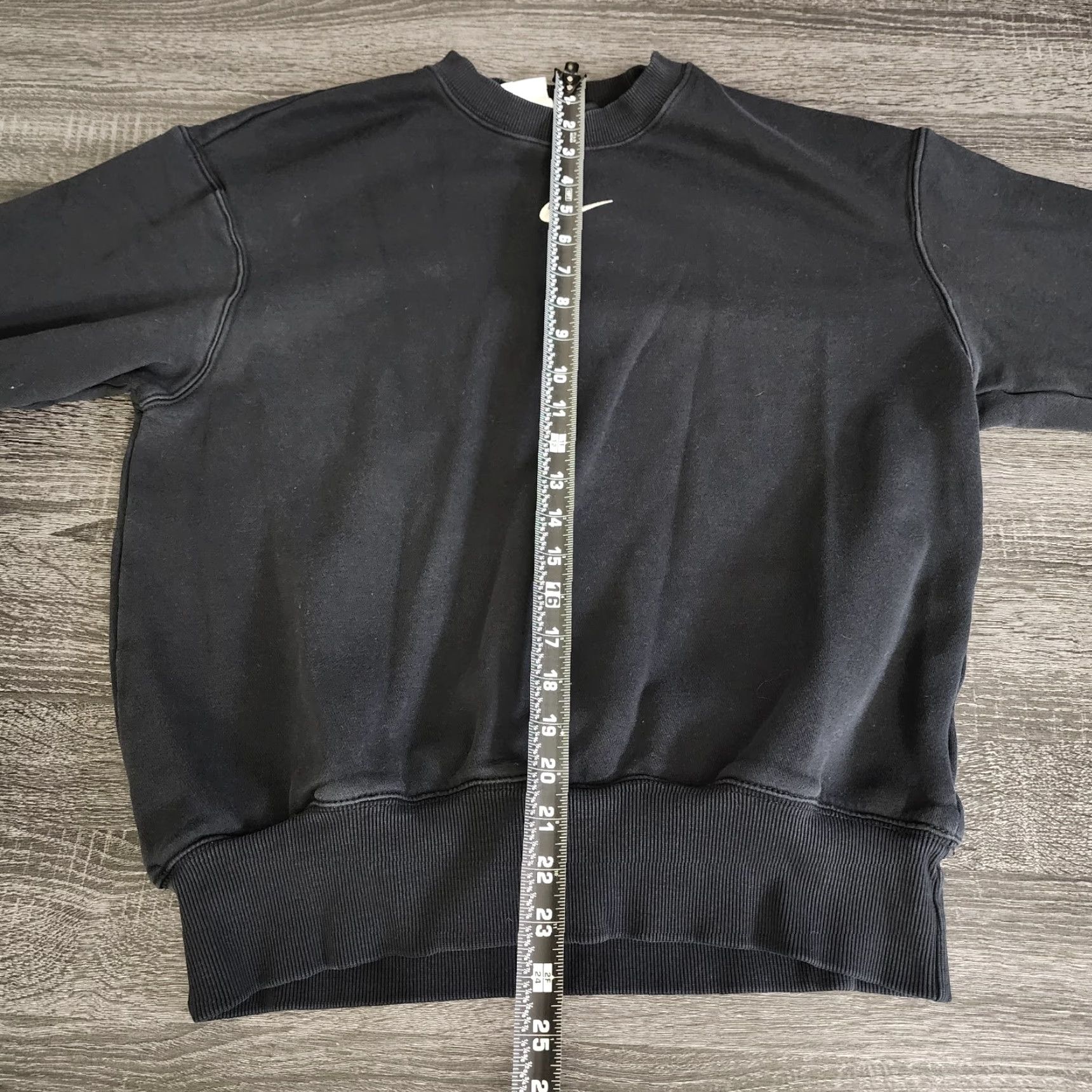Nike Nike Sweatshirt Woman XS Black Check Swoosh Pullover Crewneck Skater Activewear Pullover Size XS / US 0-2 / IT 36-38 - 7 Thumbnail