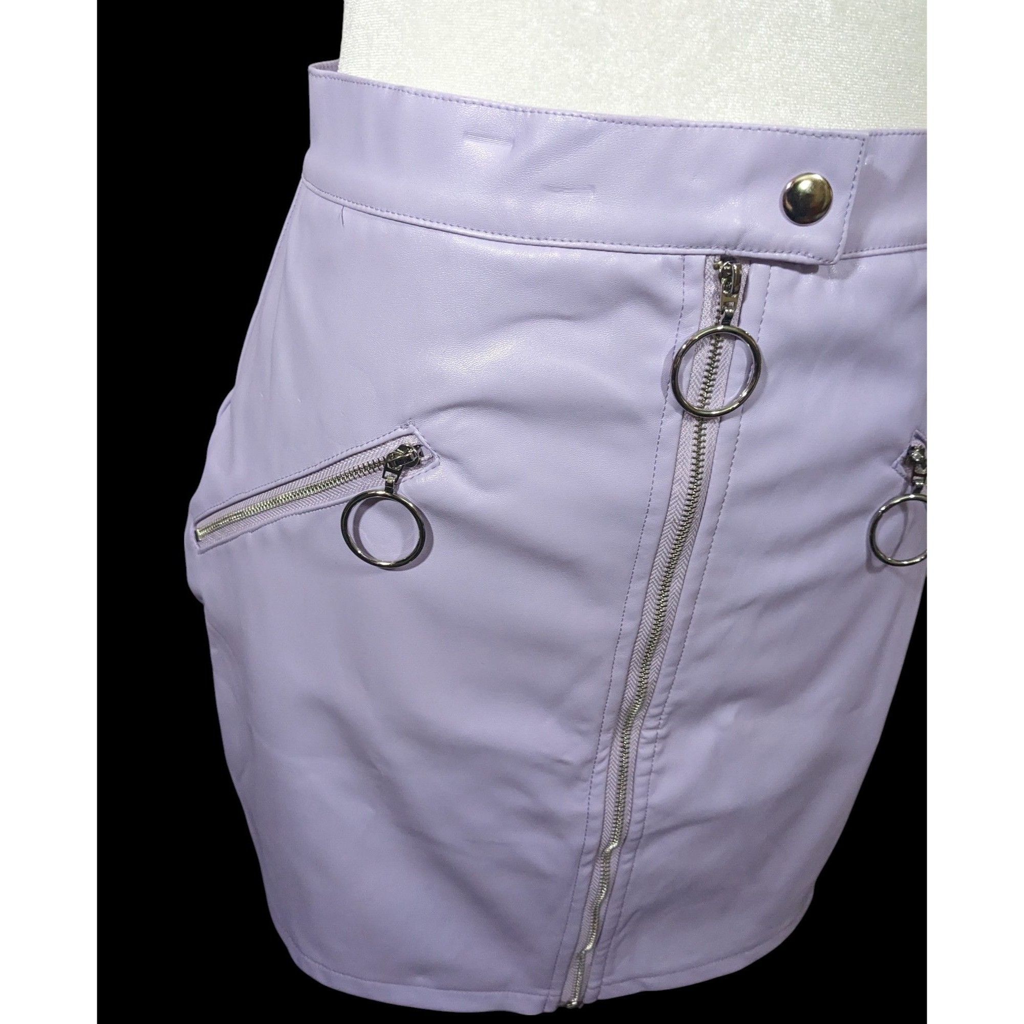Other Salty Pastel Purple Faux Leather Mini Skirt Size Medium Size 27" / US 4 / IT 40 - 3 Thumbnail