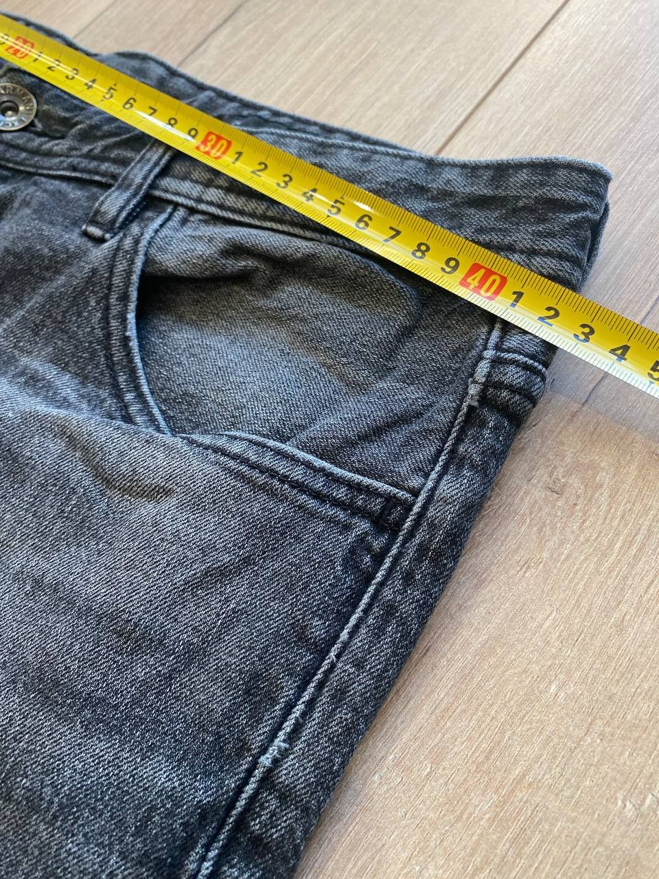 Armani Exchange Armani Exchange Skinny J14 Jeans 33 Washed Black Size US 33 - 7 Thumbnail