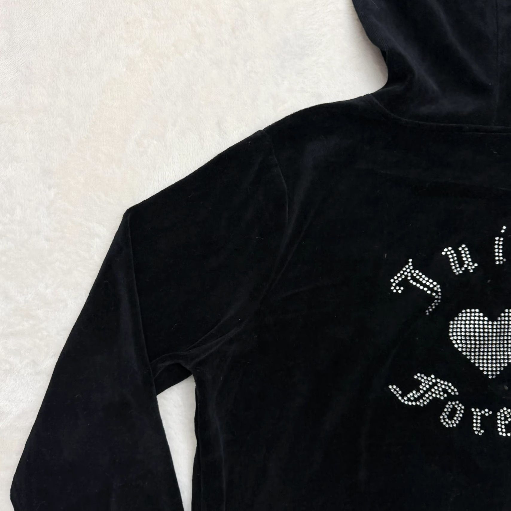 Juicy Couture VINTAGE Juicy Couture Forever 21 Jacket Hood 0X Women Black Velour Zip Heart Rhinestone Hoodie Size XL / US 12-14 / IT 48-50 - 5 Thumbnail