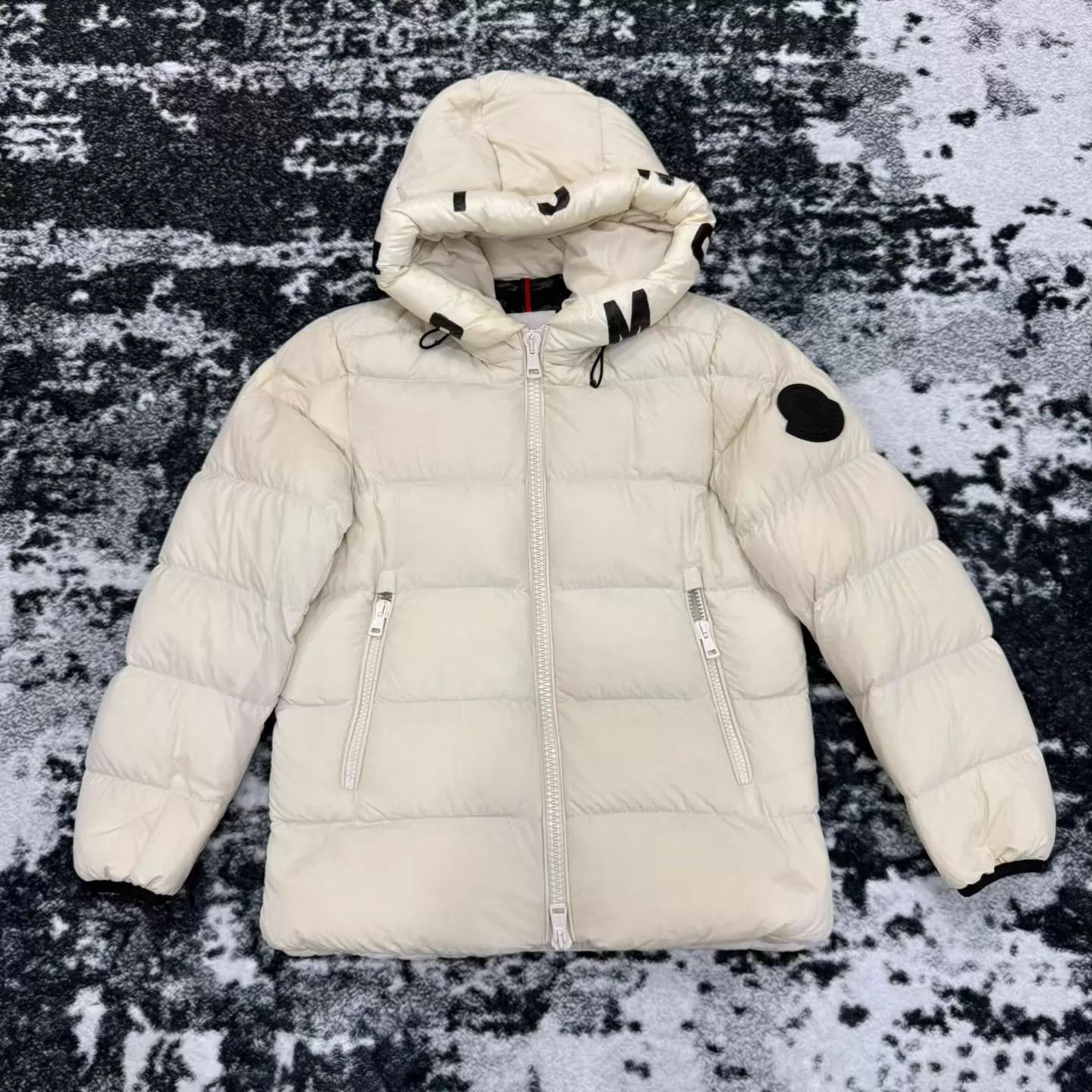 Moncler MONCLER Cream Hooded Down Jacket Size 1 99 New Size S / US 4 / IT 40 - 1 Thumbnail