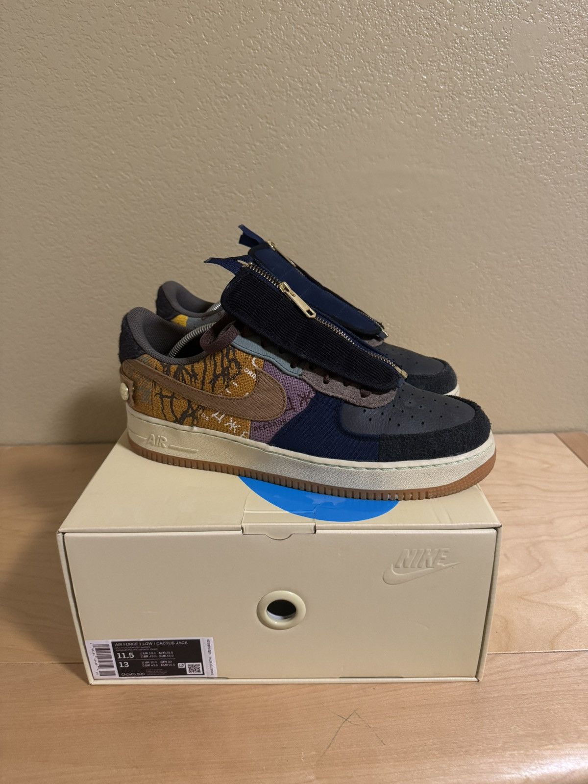 Nike × Travis Scott Travis Scott Cactus Jack Air Force 1 Low Size US 11.5 / EU 44-45 - 1 Thumbnail