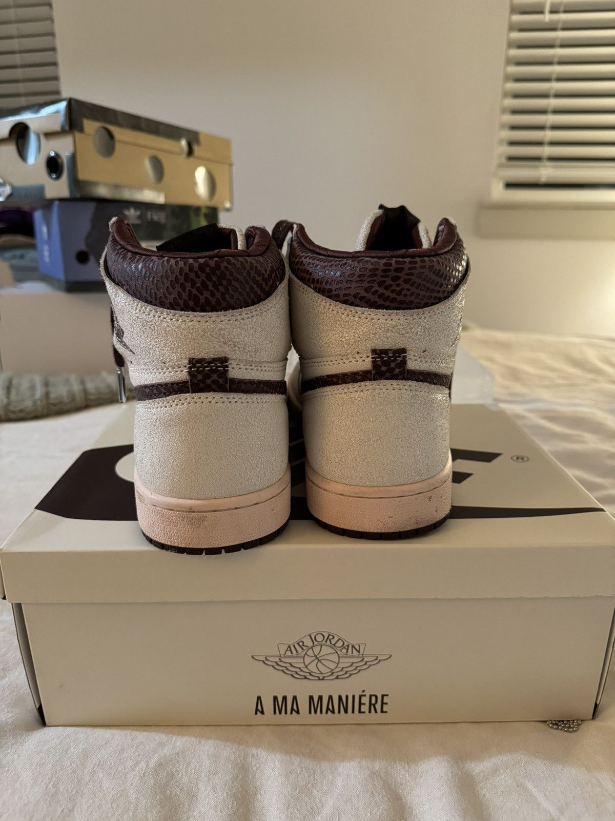 A Ma Maniere × Jordan Brand Air Jordan 1 High OG ‘Airness’ x A Ma Maniere Size US 9.5 / EU 42-43 - 3 Thumbnail