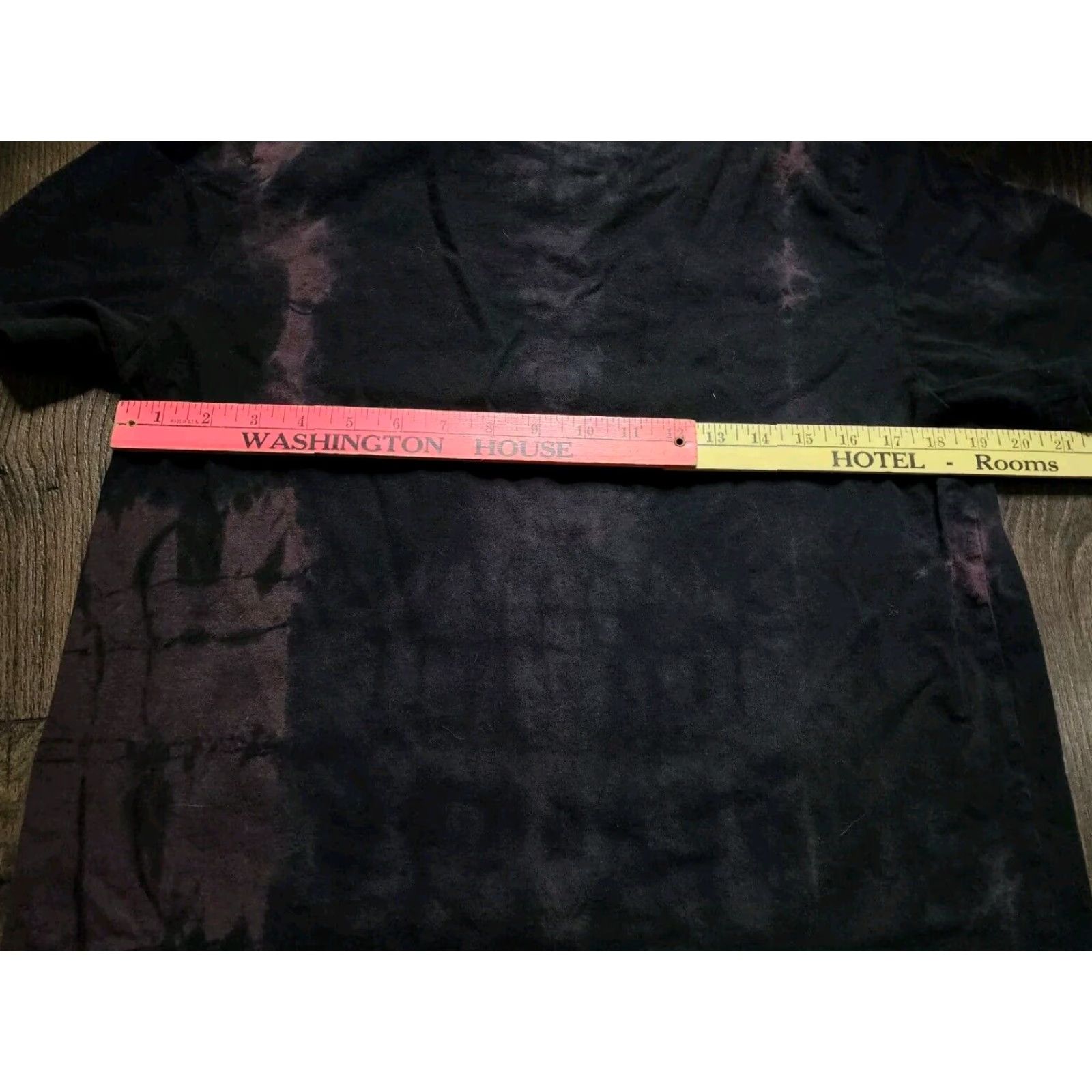 Old Navy 2Pac Men's L Graphic Tee, Brown, Machine Washable, Music Theme, Short Sleeve, Old Navy Size US L / EU 52-54 / 3 - 4 Thumbnail