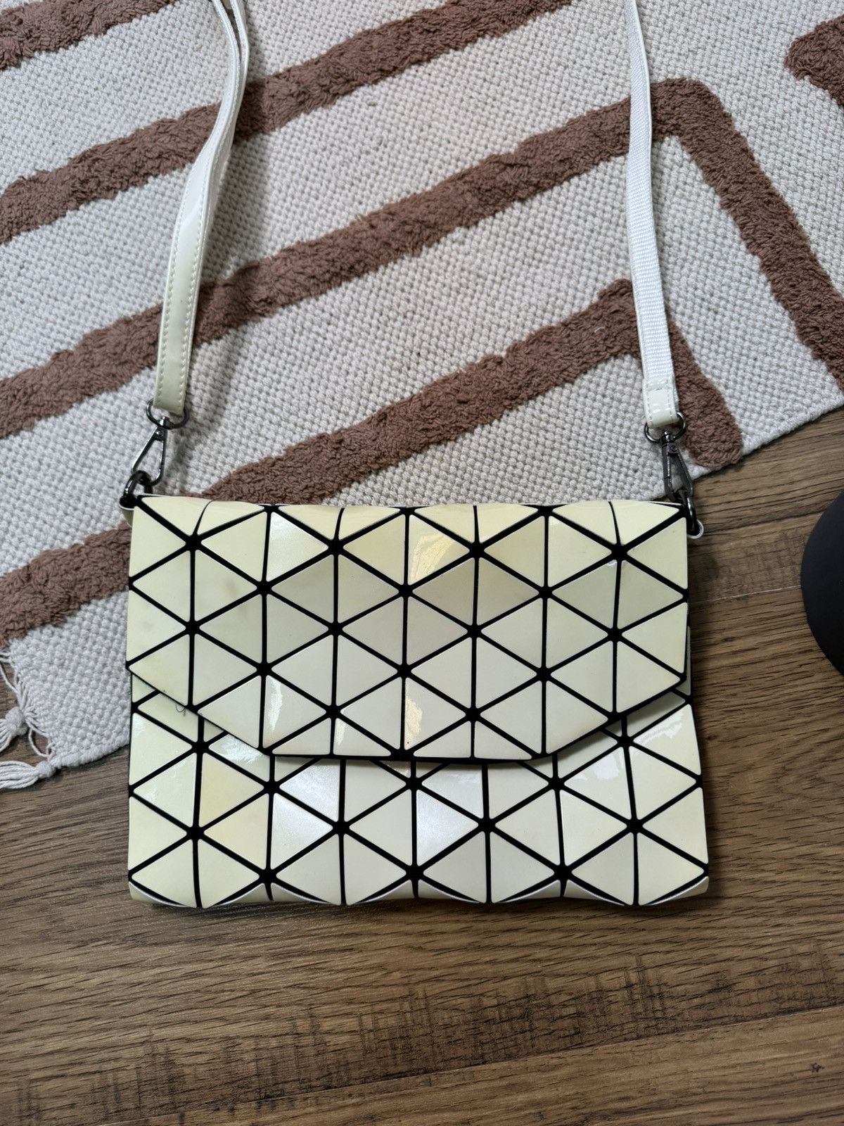 Vintage ISSEY MIYAKE BAOBAO STYLE SHOULDER BAG Size ONE SIZE - 2 Thumbnail