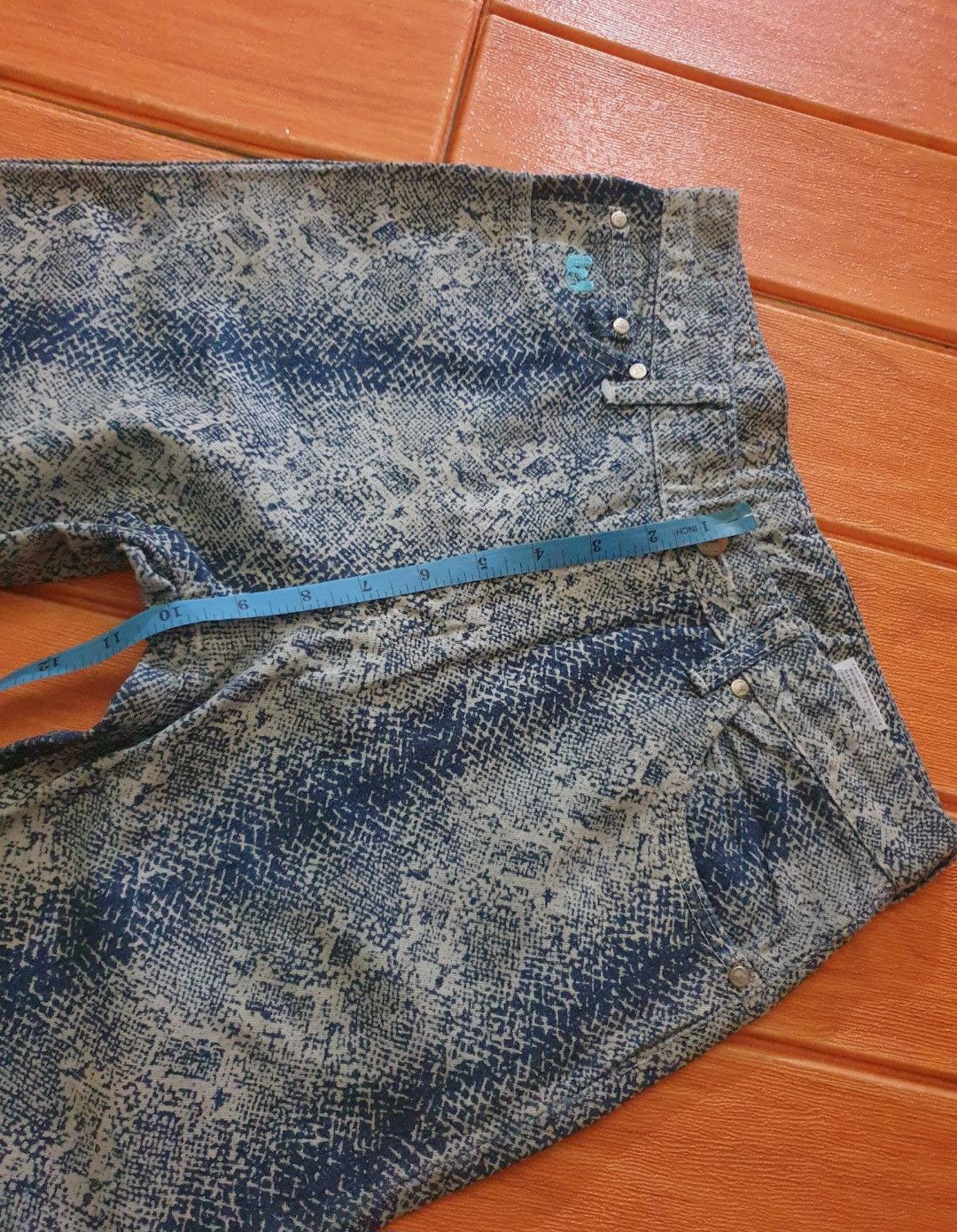 Japanese Brand 💥Wrangler W-girl snake full print japanese pant Size US 27 - 10 Thumbnail