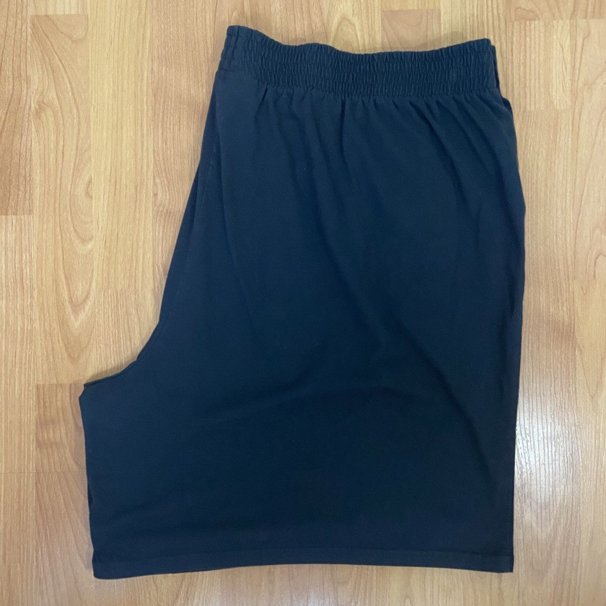 Other Women Within Women’s Black Shorts Size 4X Size 42" / US 20 - 4 Thumbnail
