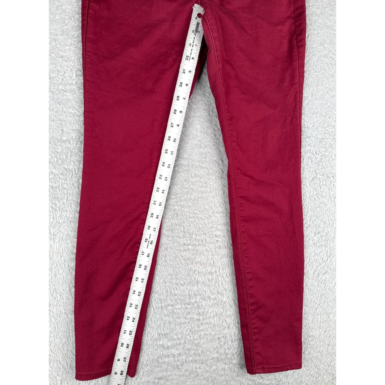 Vintage Refuge Jeans Womens 8 Red Skinny Denim Pants Mid Rise 30x28 Stretch 5-Pocket Classic Size 30" / US 8 / IT 44 - 7 Thumbnail