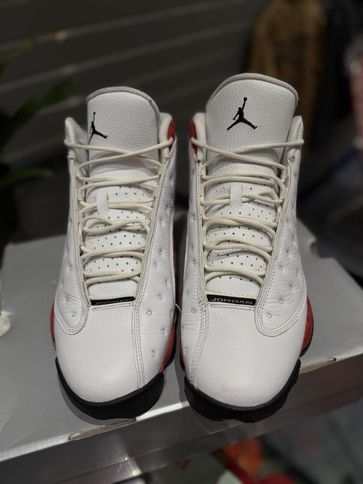 Jordan Brand Jordan Air Jordan 13 Retro Chicago White Red Black Size (10) Size US 10 / EU 43 - 8 Thumbnail