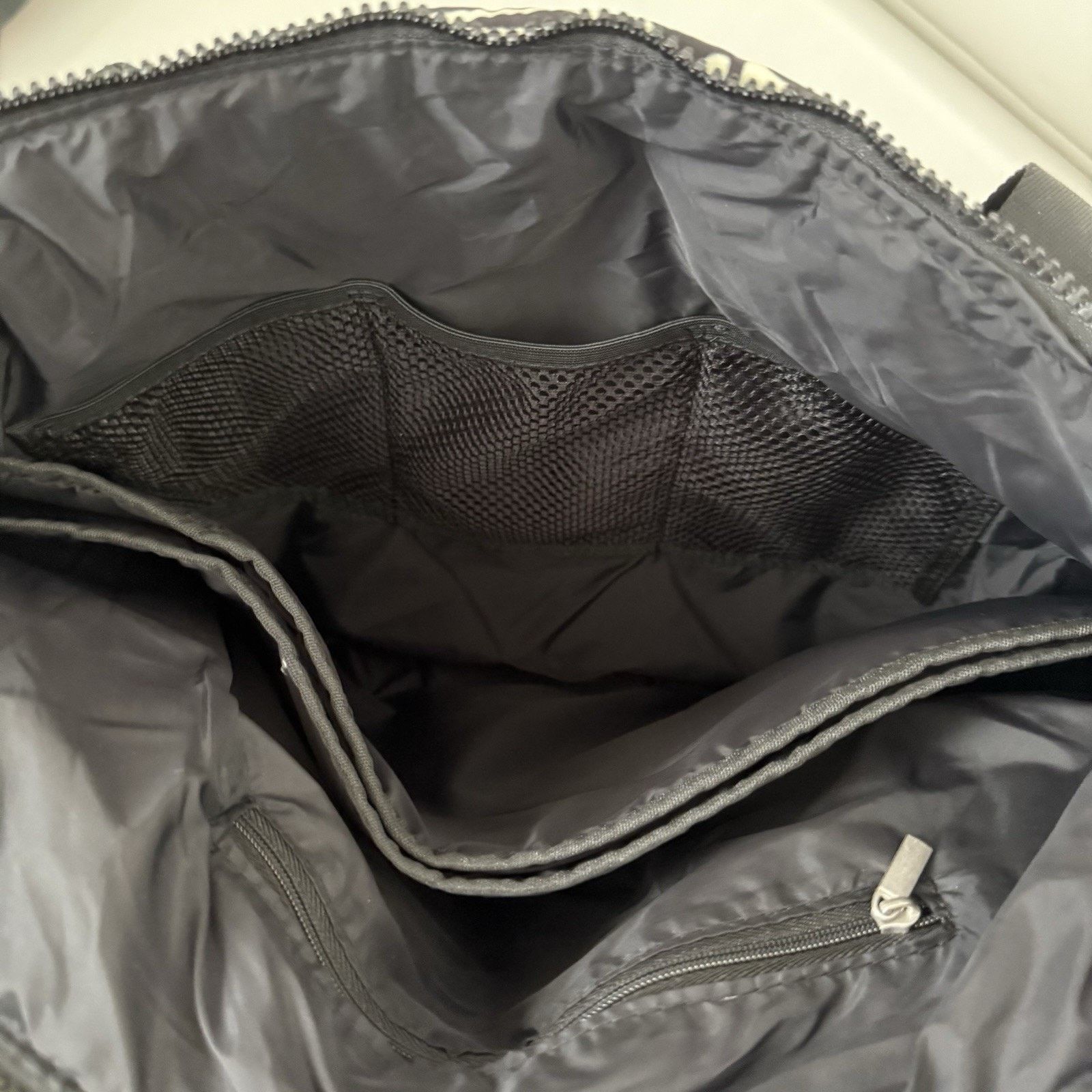 Fabletics Fabletics Everyday Tote Marbled Zebra Gym Travel Laptop Bag Size ONE SIZE - 7 Thumbnail