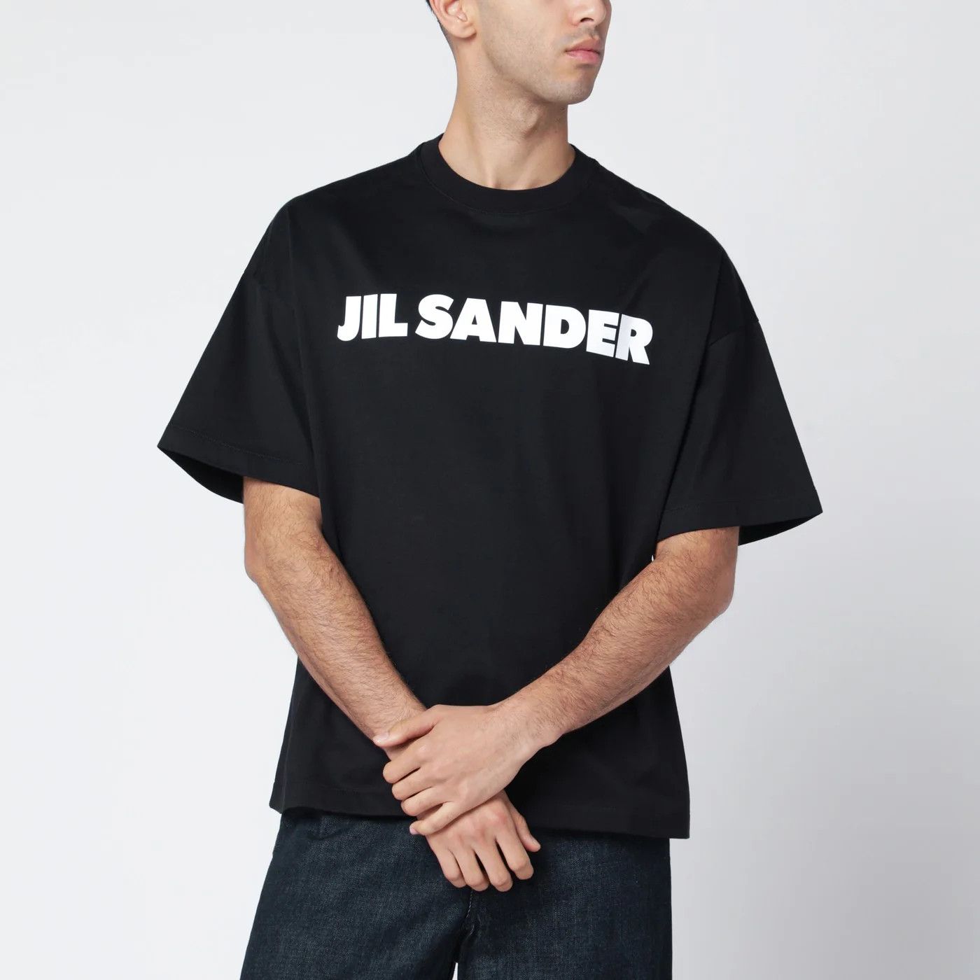 Jil Sander o1d2blof0526 Boxy Logo Short Sleeve T-Shirt in Black Size US S / EU 44-46 / 1 - 4 Thumbnail
