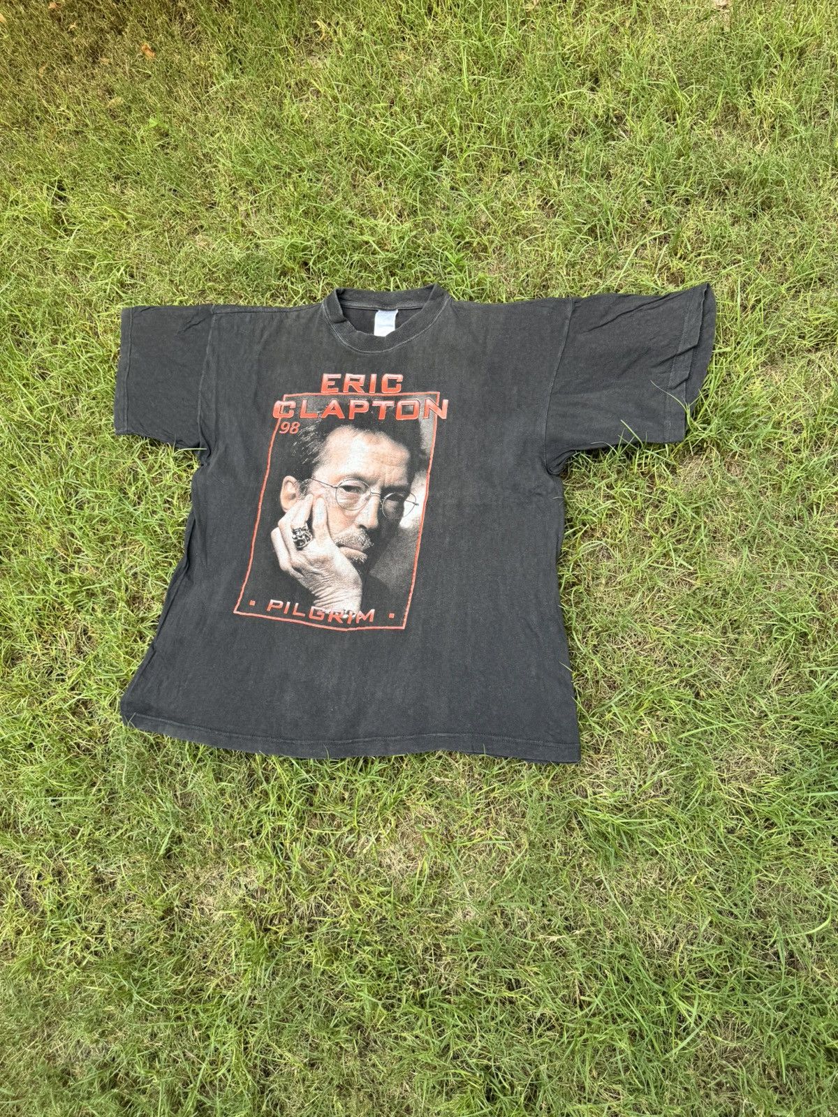 Vintage vintage 1998 Eric Clapton Pilgrim Tour tee Size US XL / EU 56 / 4 - 2 Thumbnail